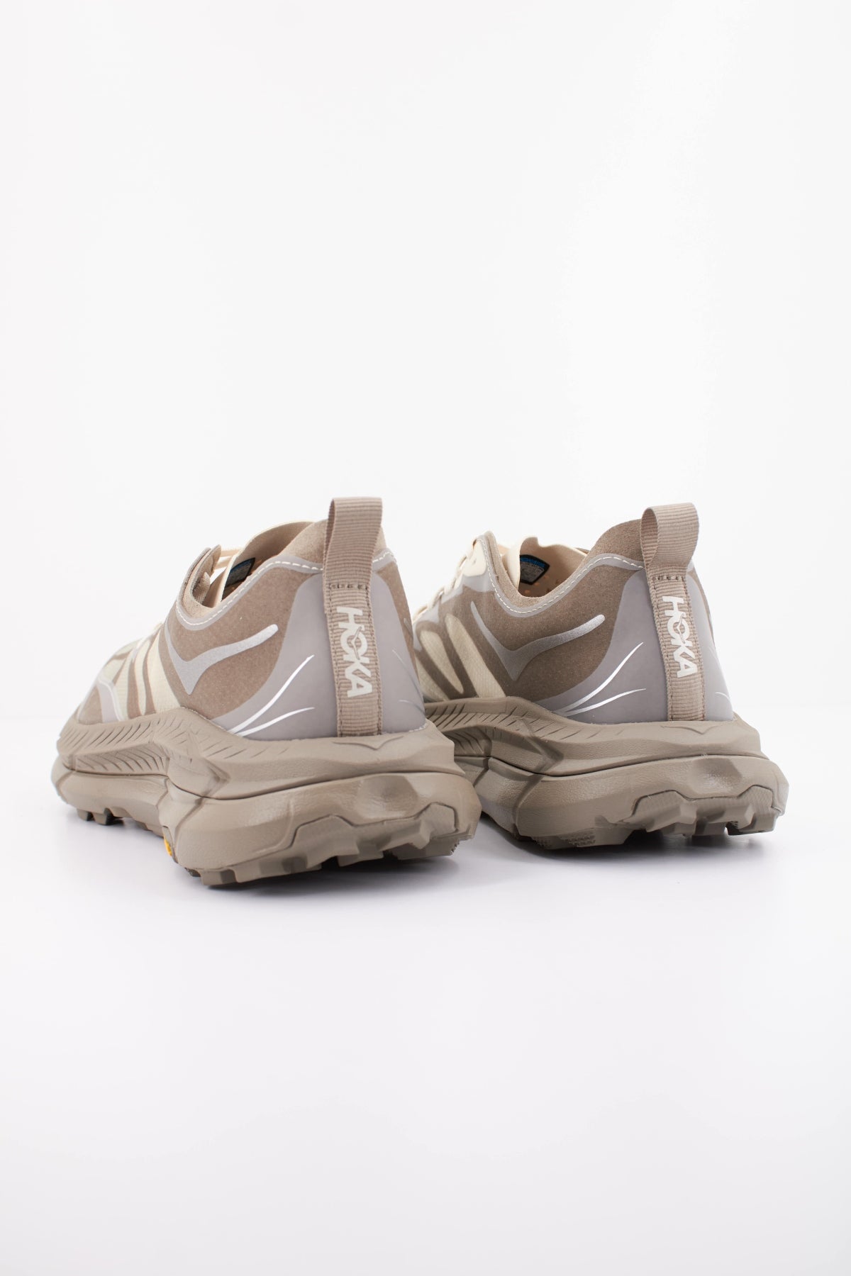 HOKA U MAFATE SPEED en color VERDE (4)