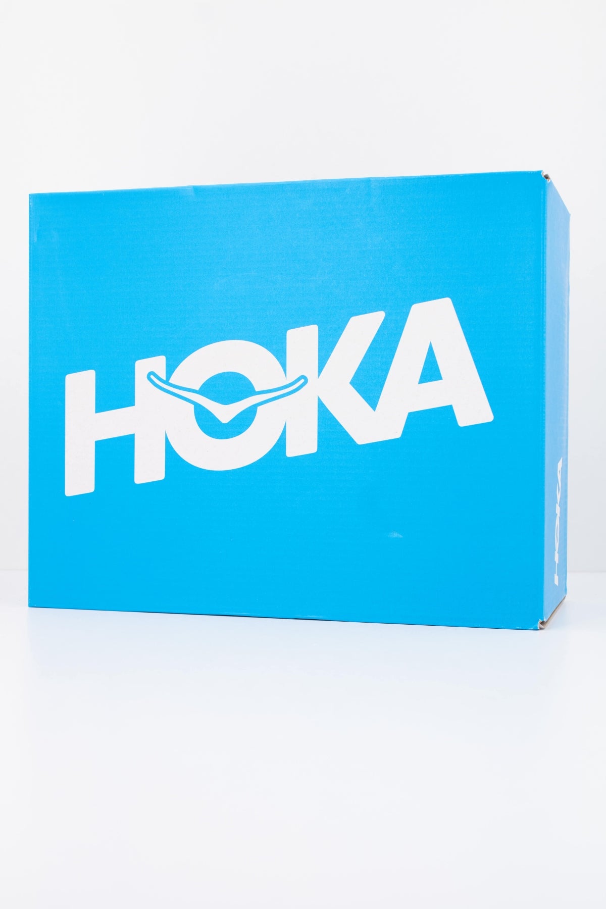 HOKA  W BONDI 7  en color NEGRO (6)