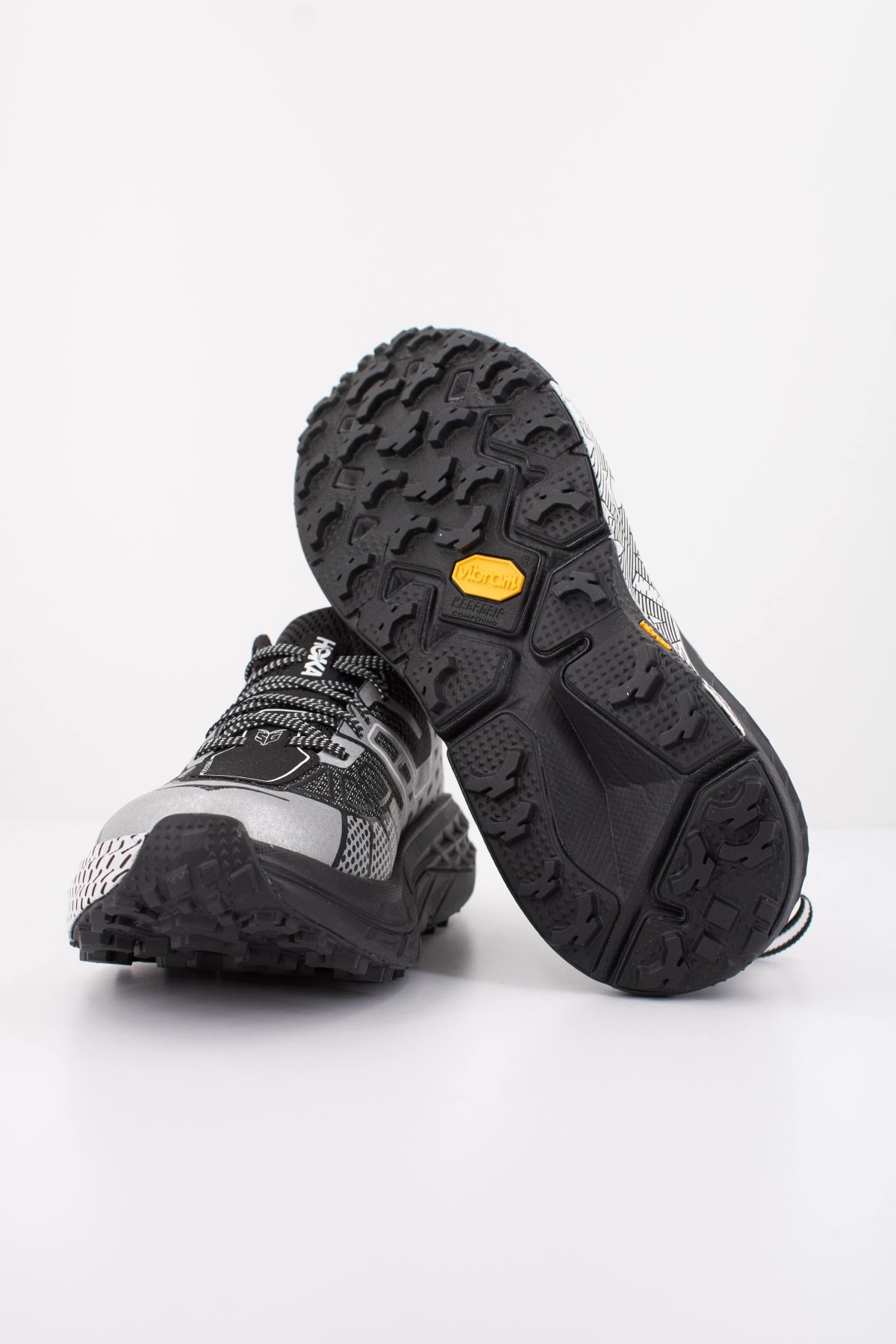 HOKA ZAPATILLA U SPEEDGOAT 2 T en color NEGRO (5)