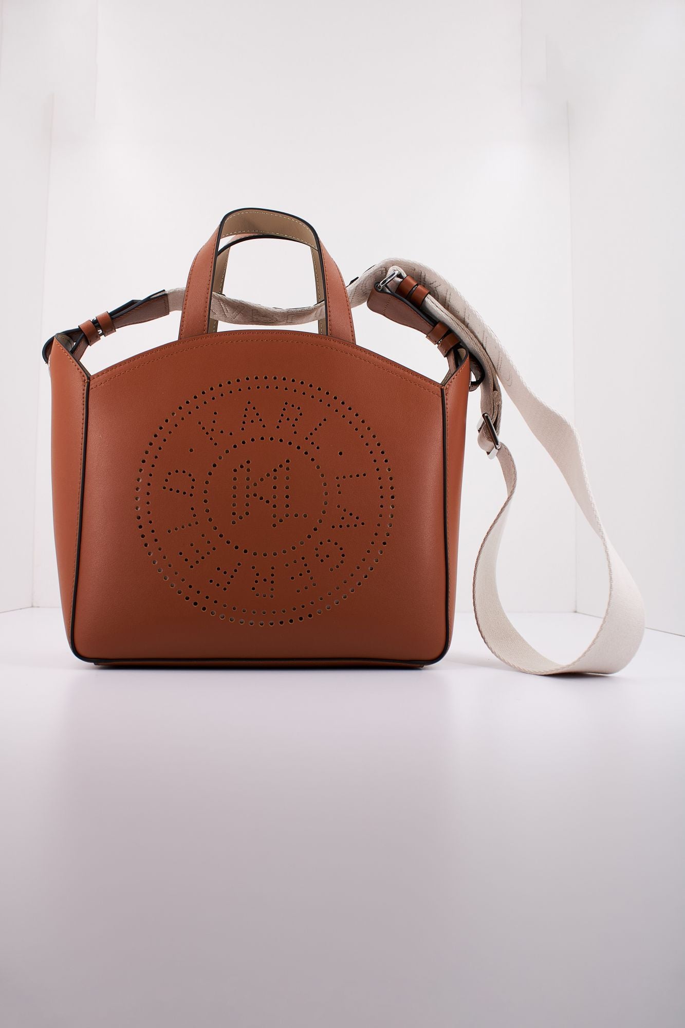 KARL LAGERFELD K CIRCLE SM TOTE PERFORATED en color MARRON (1)