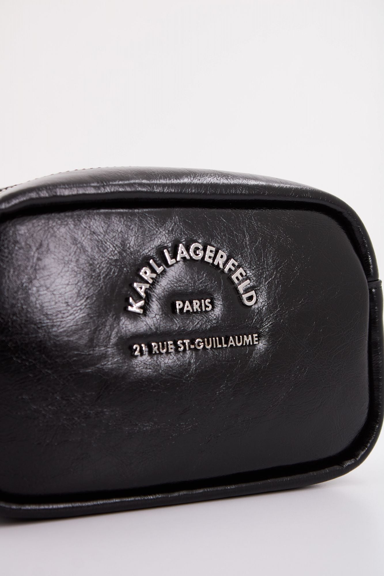 KARL LAGERFELD RSG METAL SP CAMERABAG CRI en color NEGRO (4)