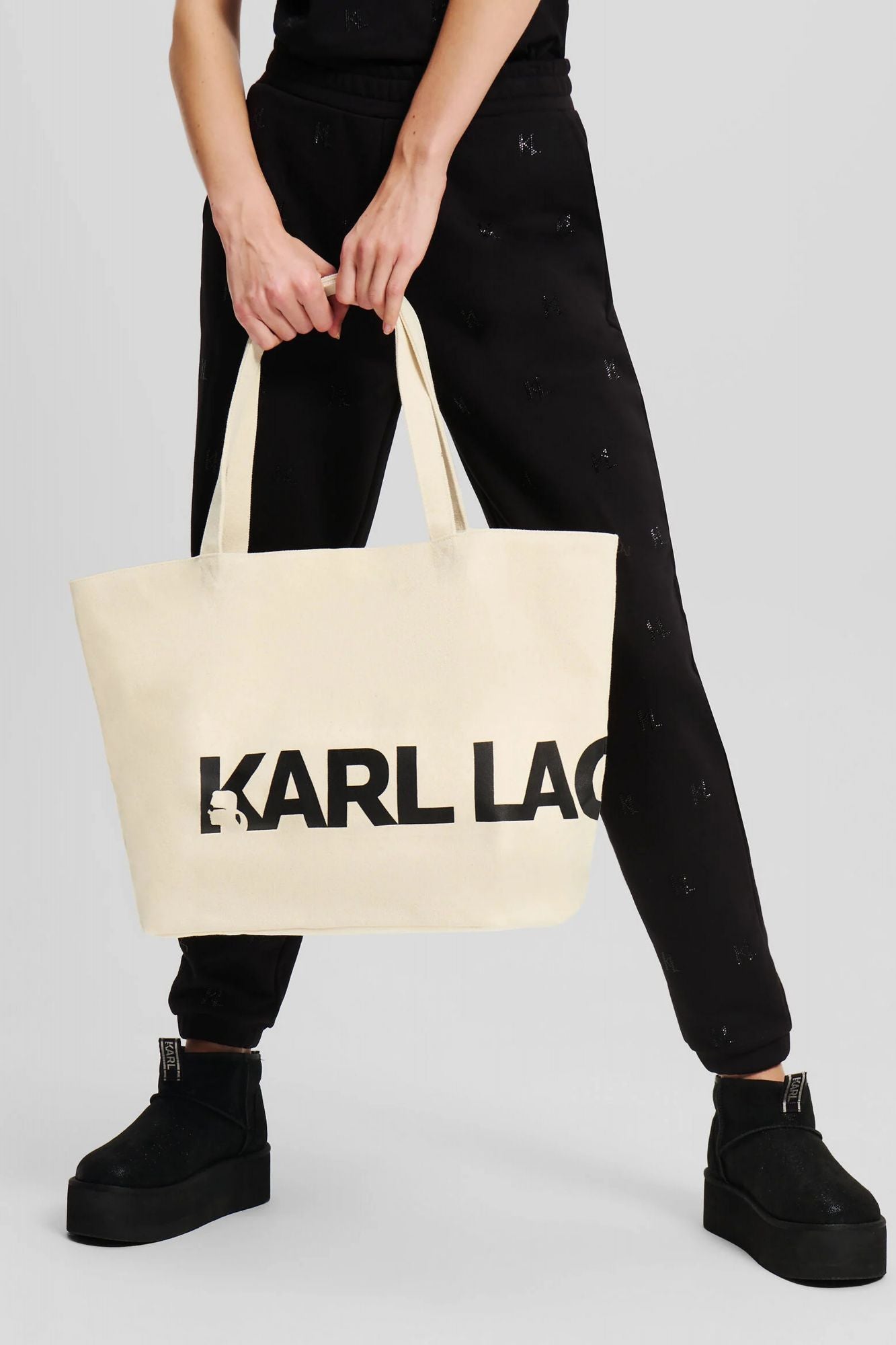 KARL LAGERFELD K/ESSENTIAL  en color BEIS (4)