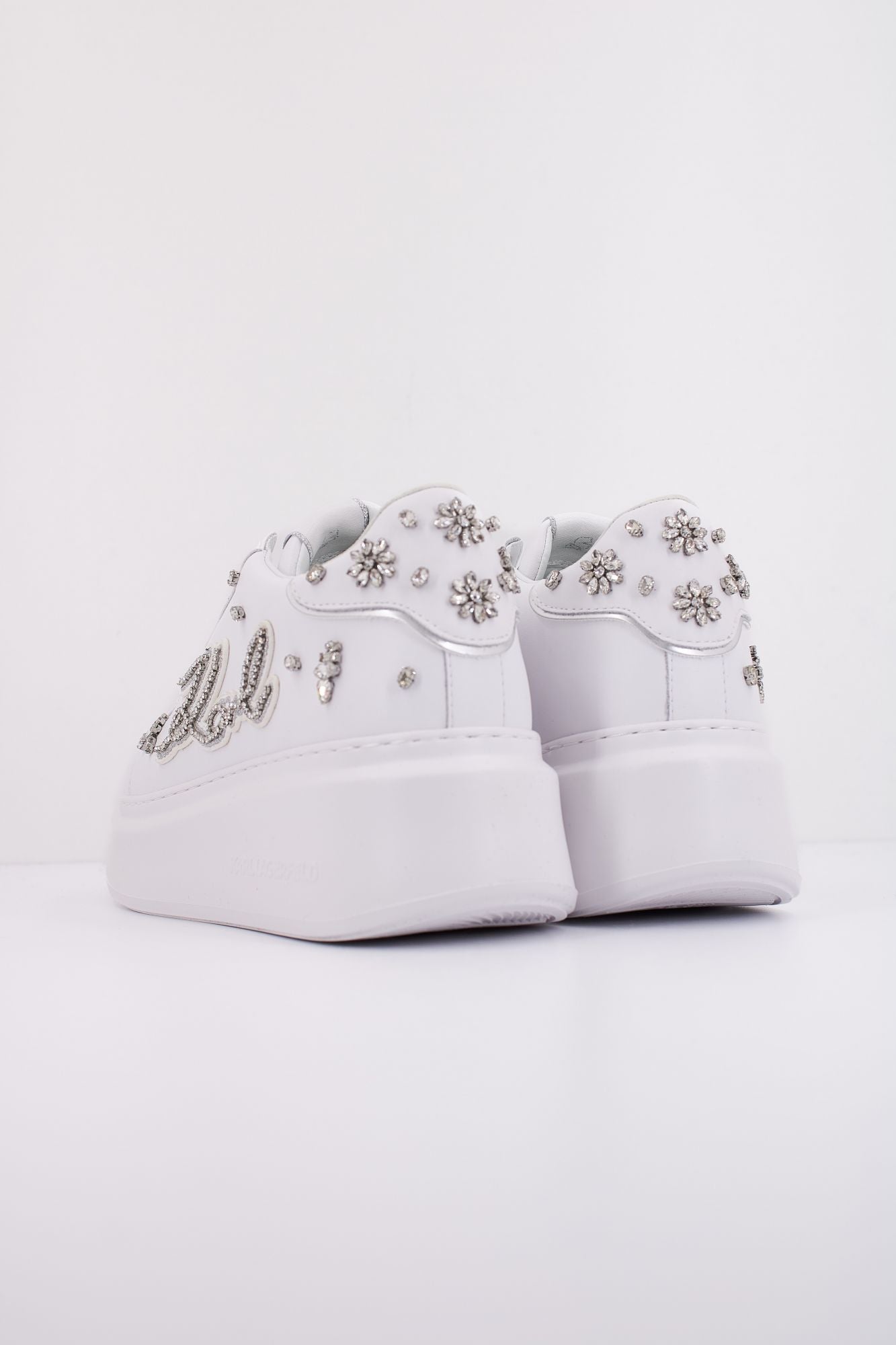KARL LAGERFELD ANAKAPRI FLORASTONE KARL PA en color BLANCO (4)