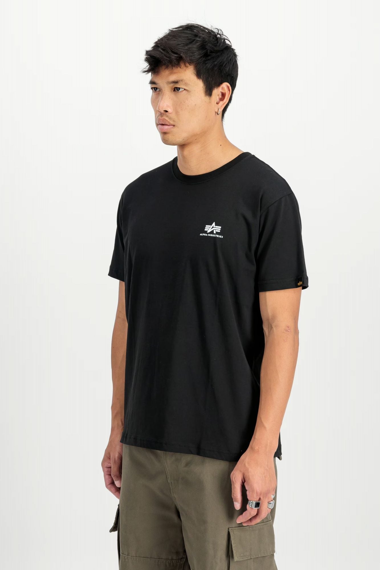ALPHA INDUSTRIES TEE-SHIRT en color NEGRO (1)