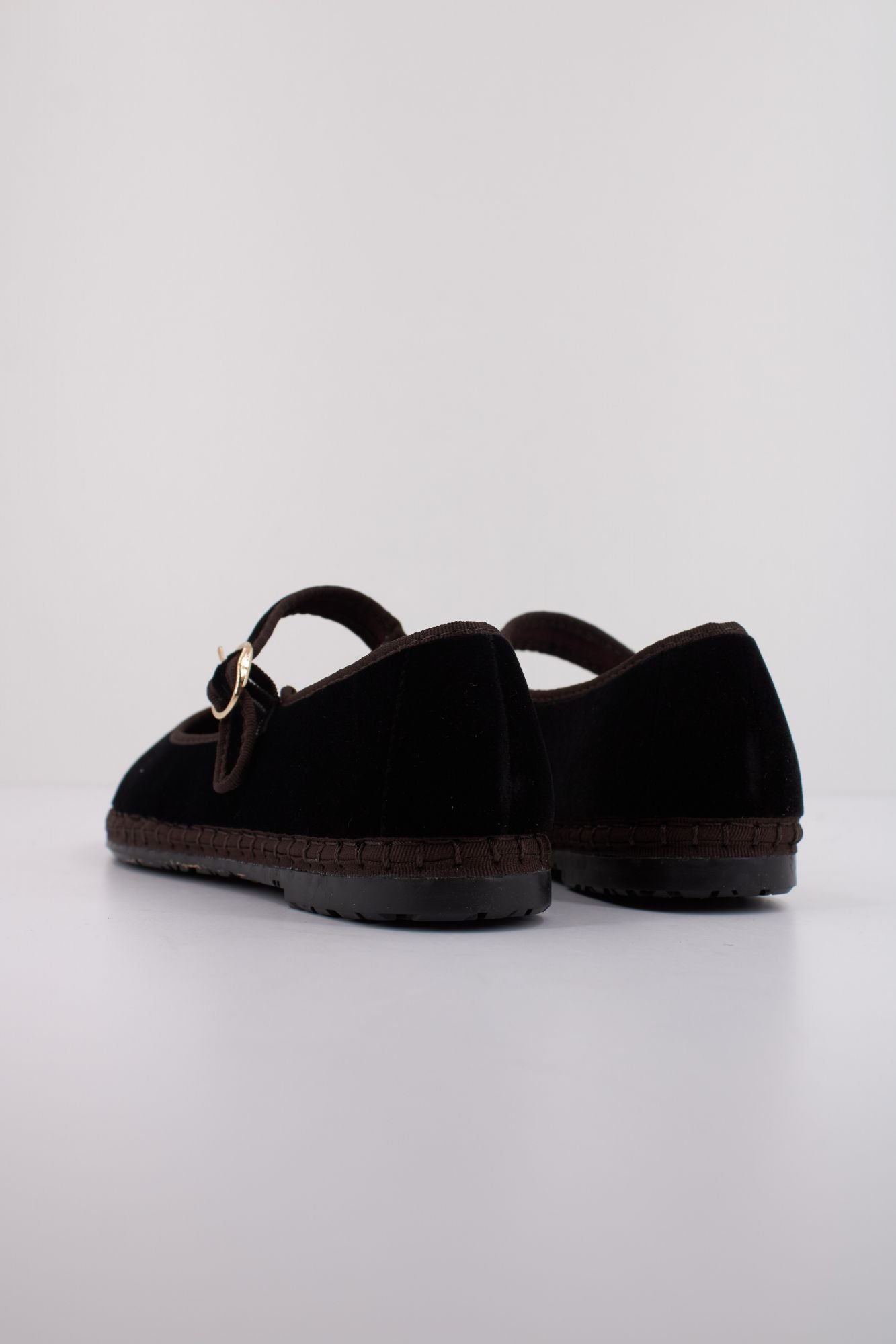FLABELUS SETHE  en color NEGRO (4)