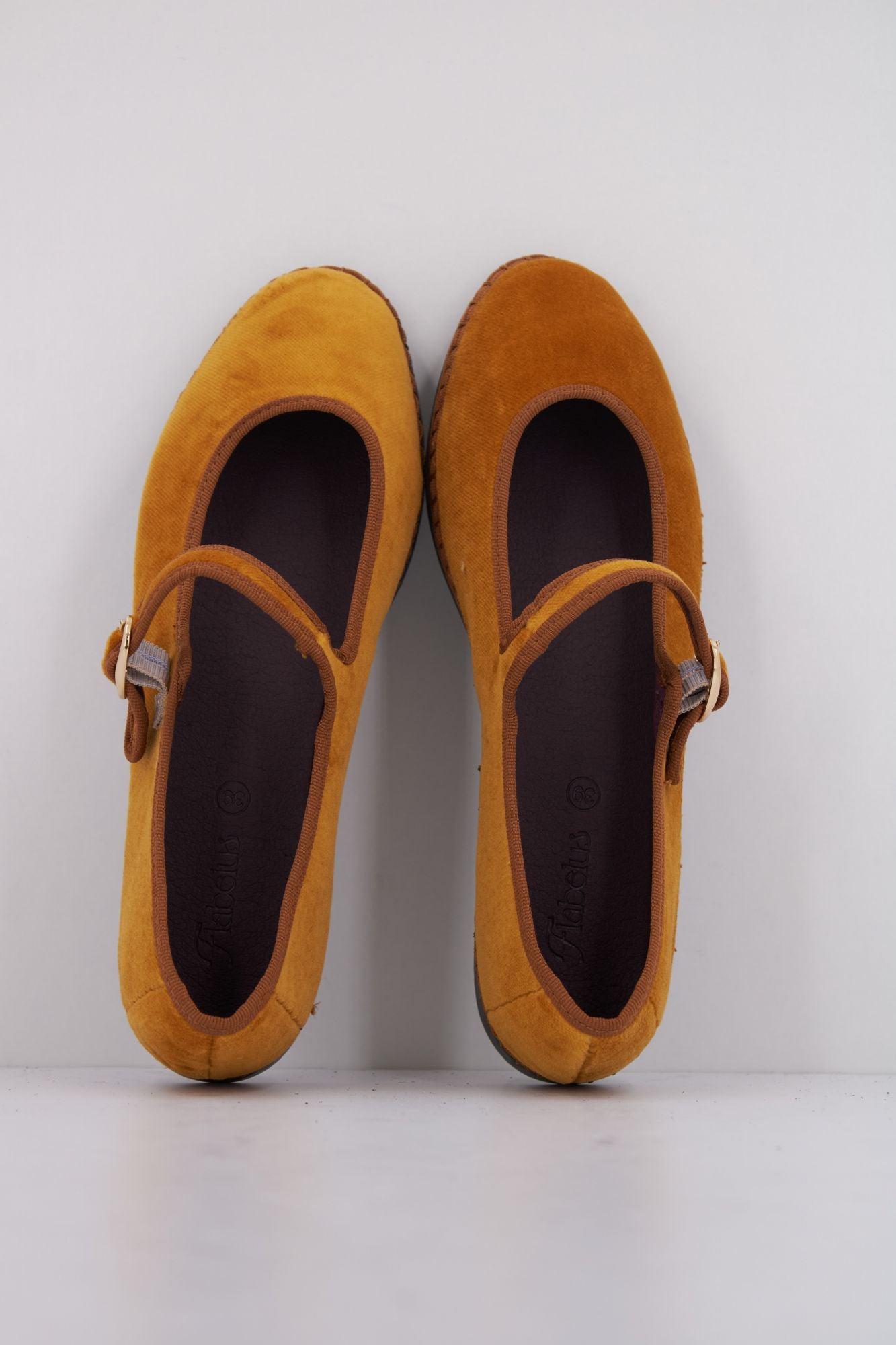 FLABELUS AMARANTA  en color AMARILLO (3)