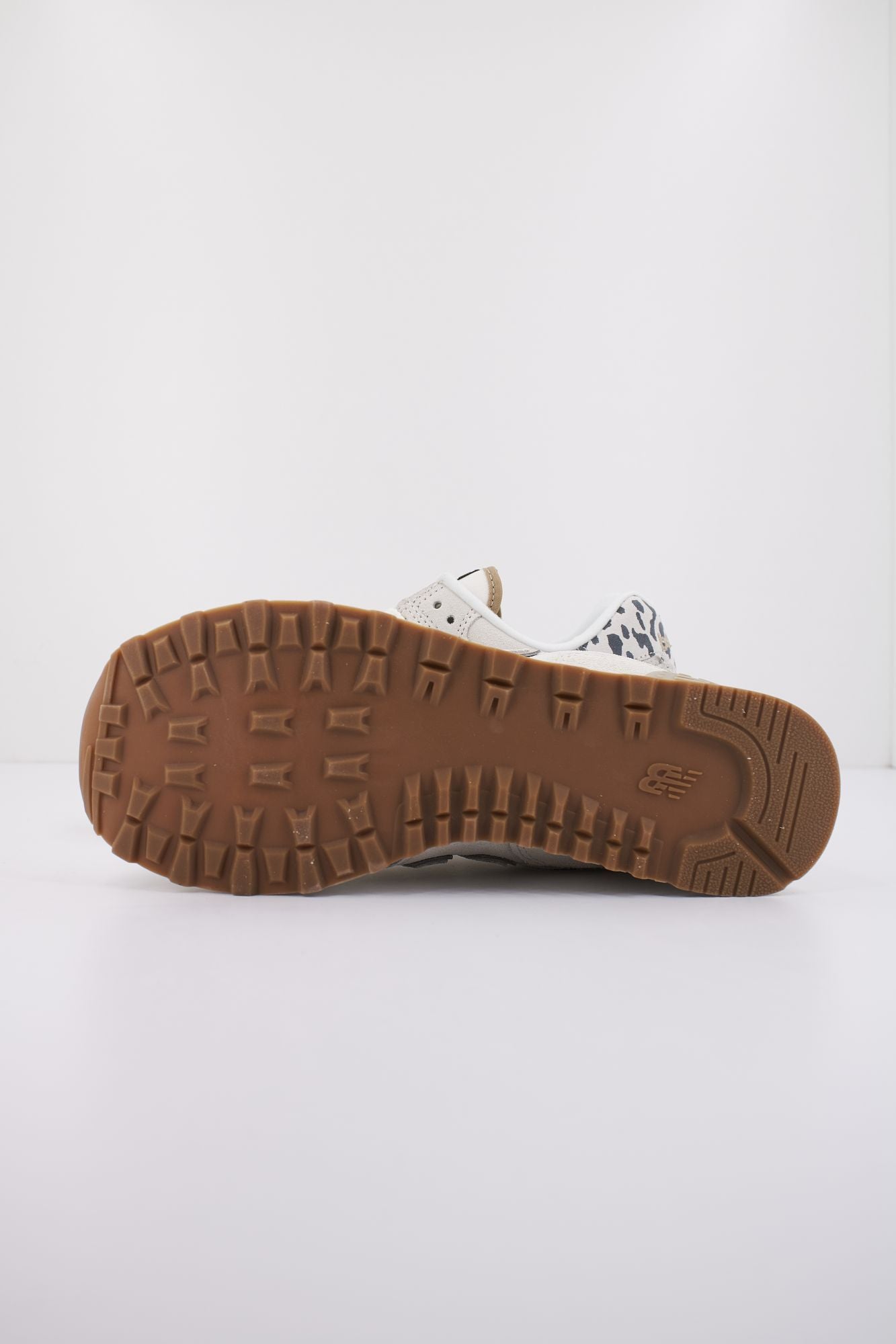 NEW BALANCE WL574 XD2 en color BLANCO (4)