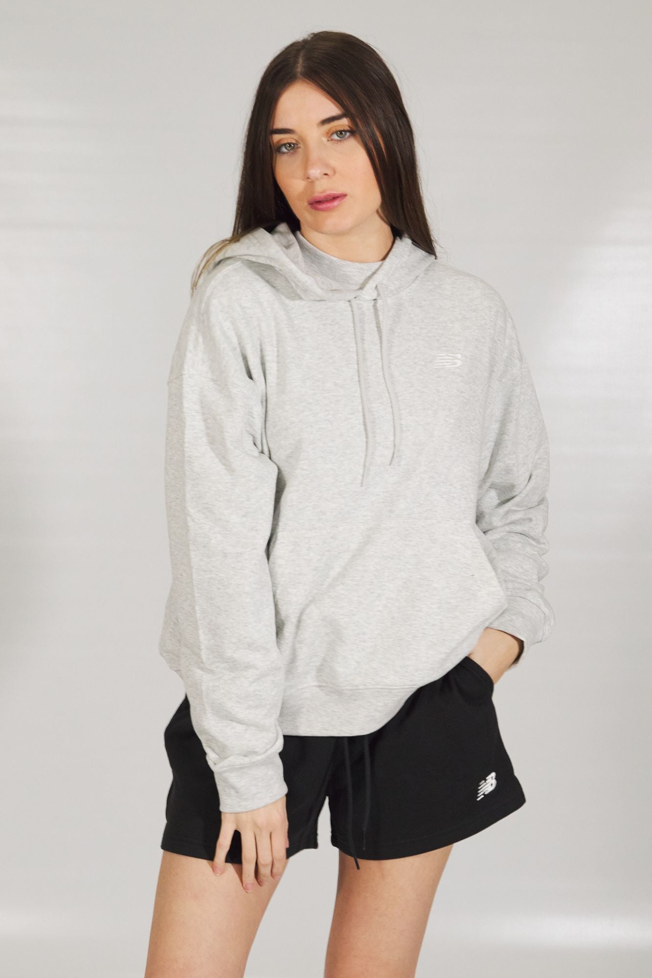 NEW BALANCE  FRENCH TERRY SM en color BLANCO (1)