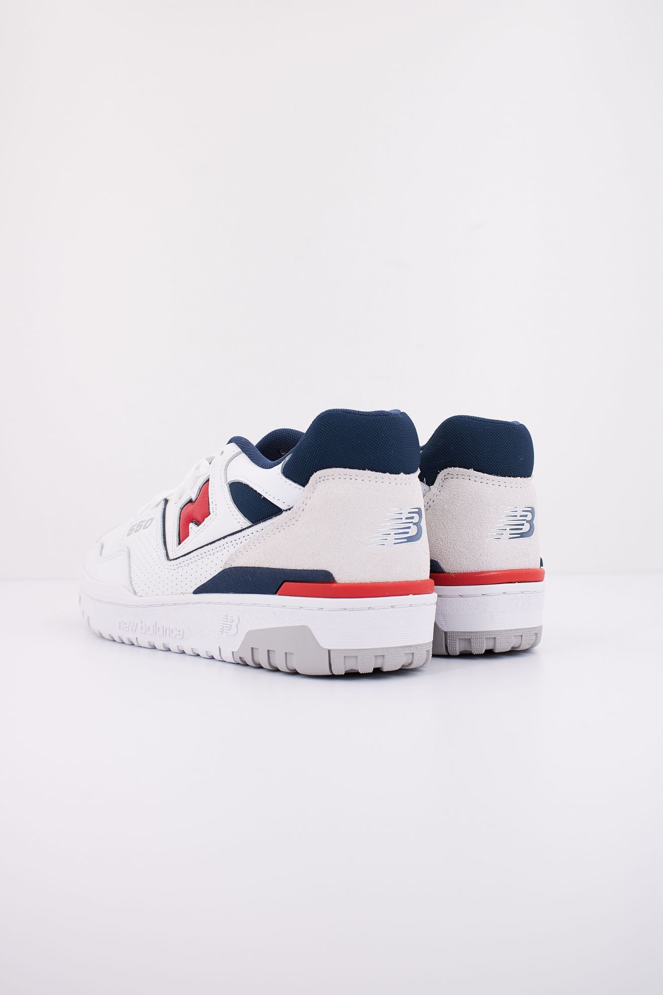 NEW BALANCE BB550 ESD en color BLANCO (4)