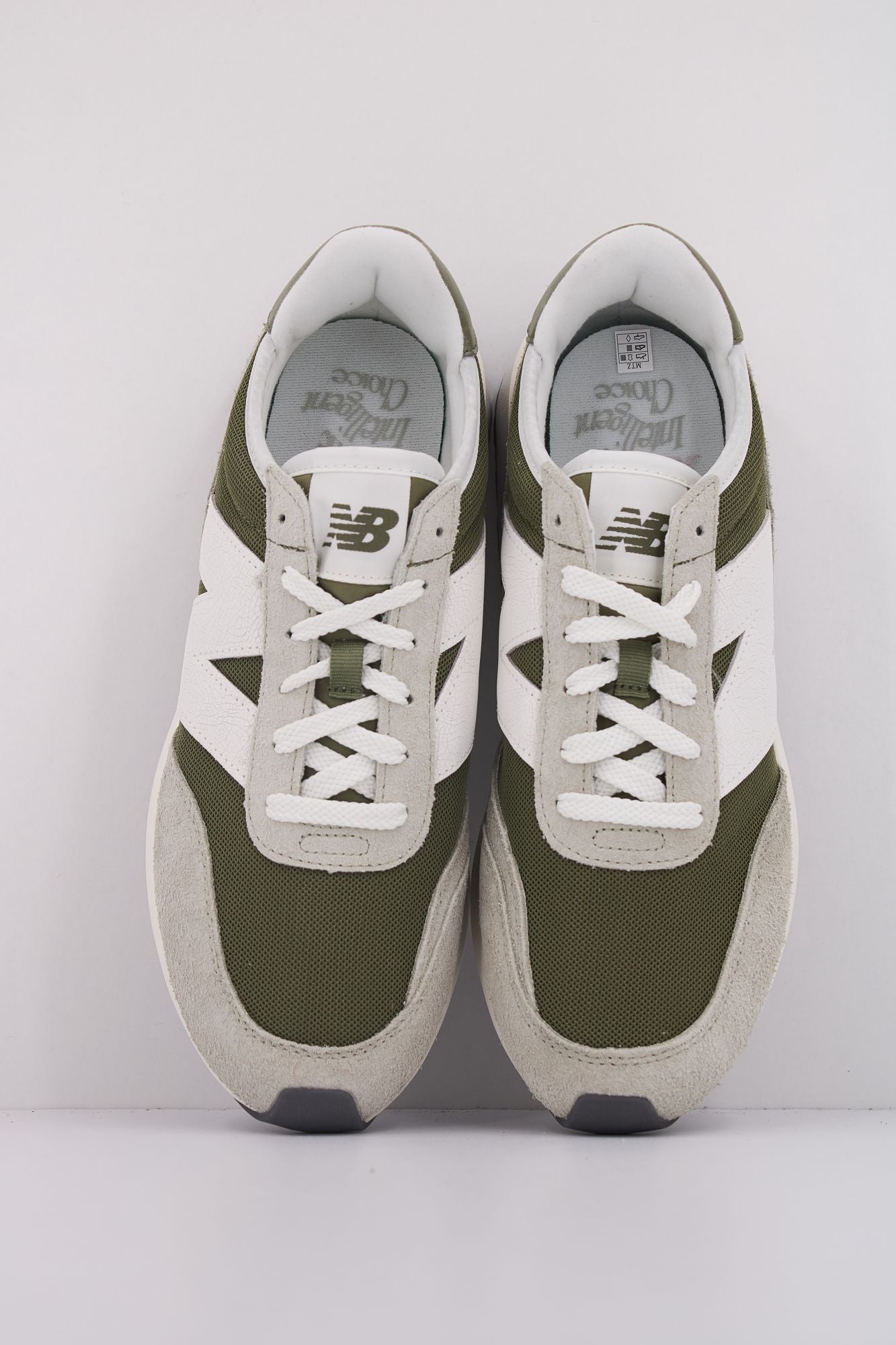 NEW BALANCE U370 AL en color VERDE (3)