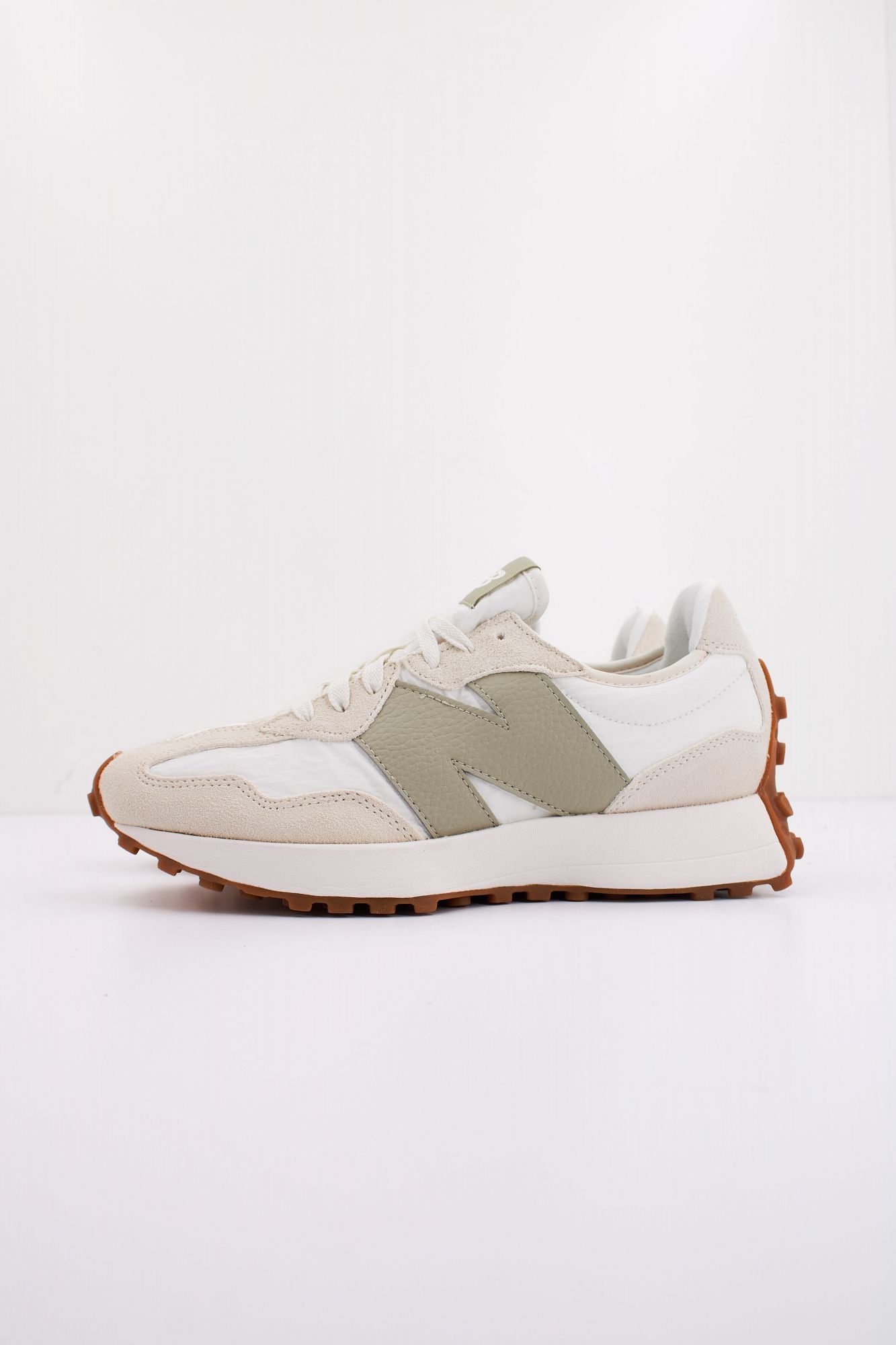 NEW BALANCE WS327 FTB  en color BLANCO (1)