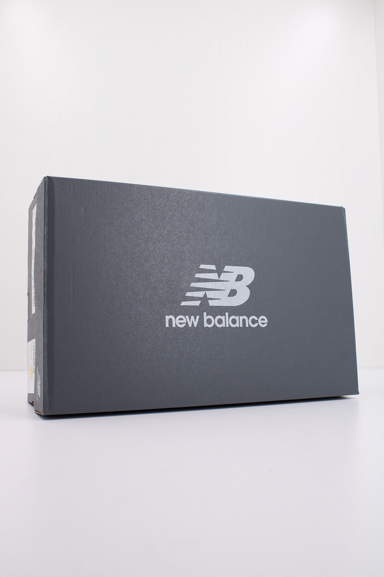 NEW BALANCE WS327 FTB  en color BLANCO (6)