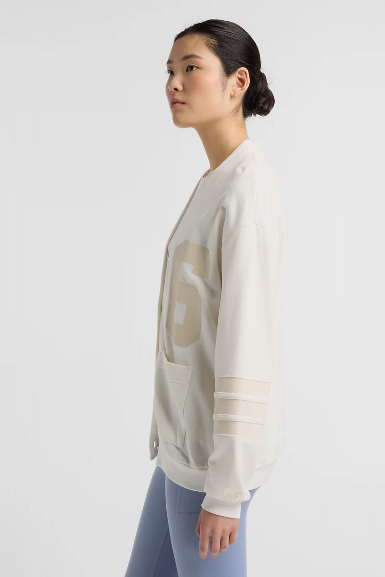 NEW BALANCE COASTAL FLEECE CARDIGAN en color BLANCO (2)