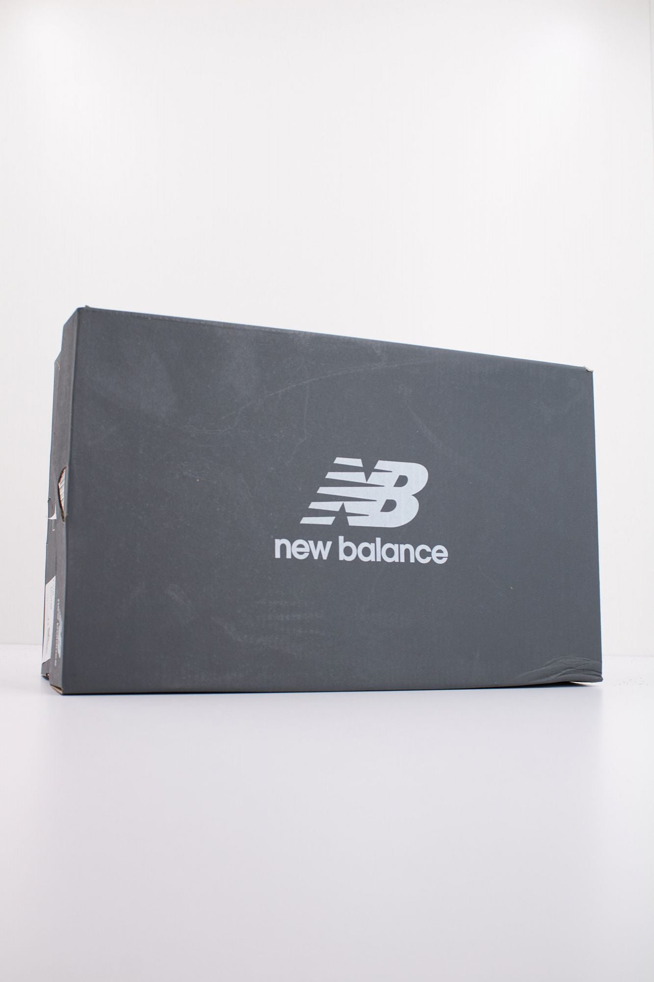 NEW BALANCE WS327 NKA en color MARRON CLARO (6)