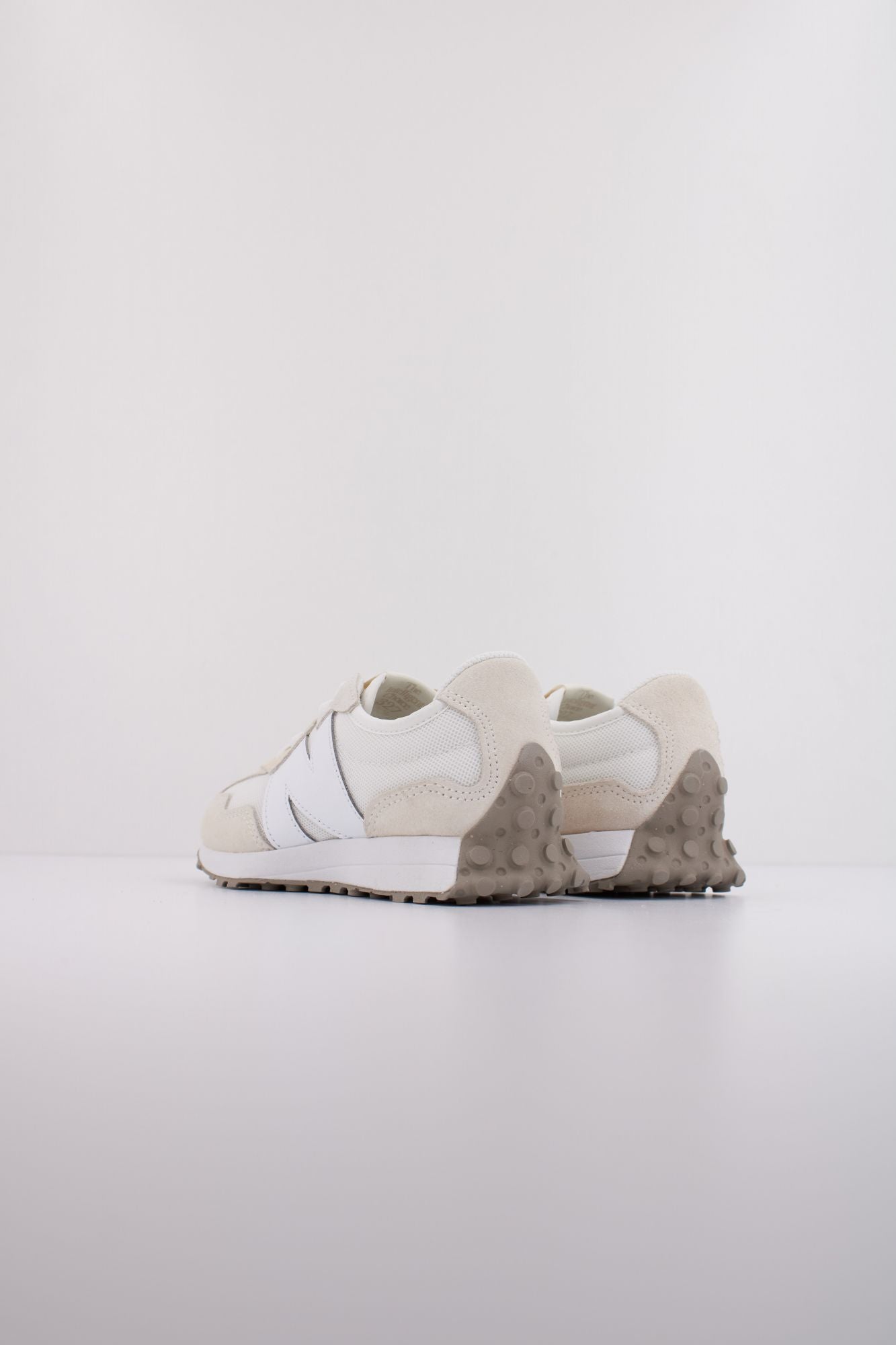 NEW BALANCE PH327 en color BEIS (4)