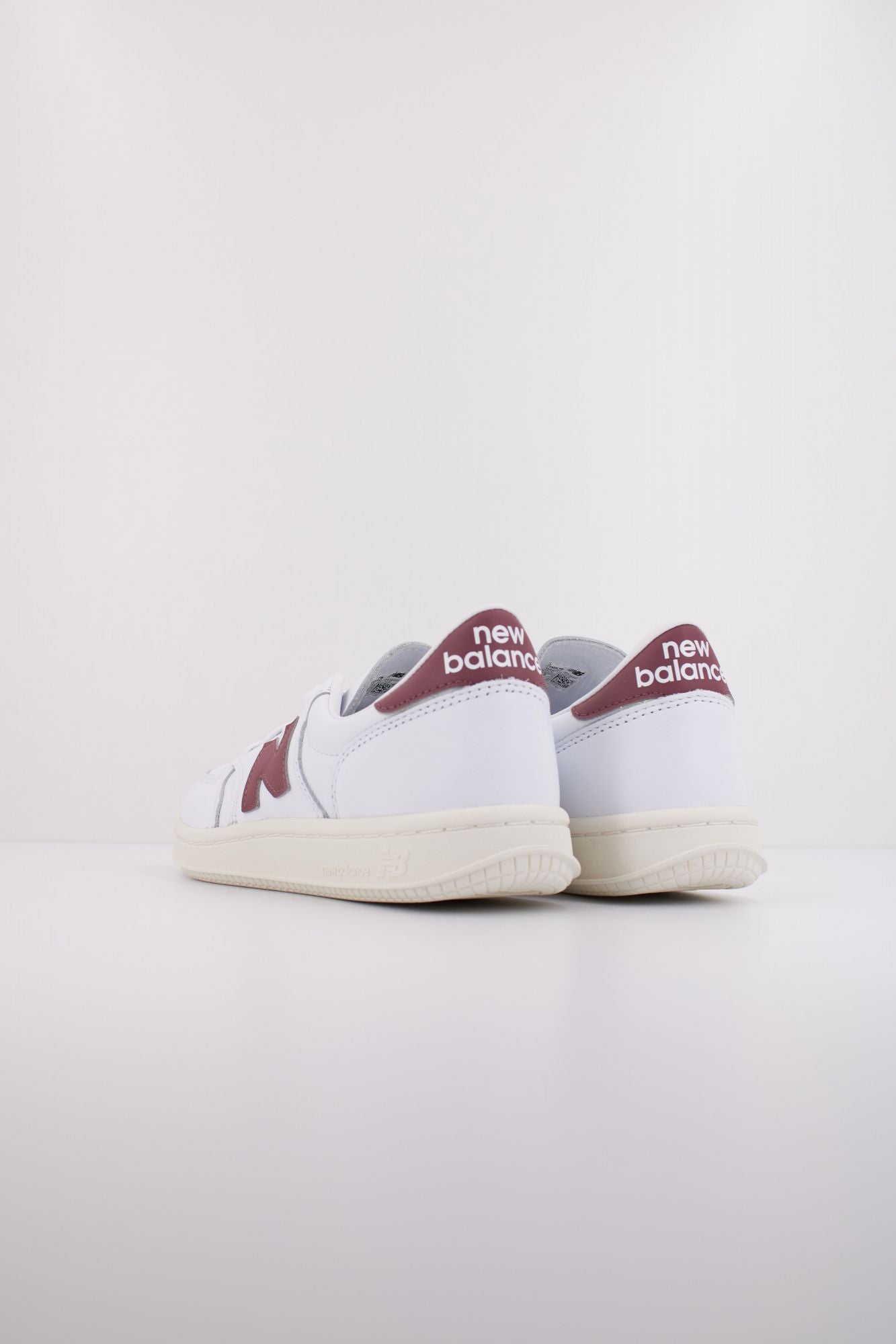 NEW BALANCE CT500 en color BLANCO (4)