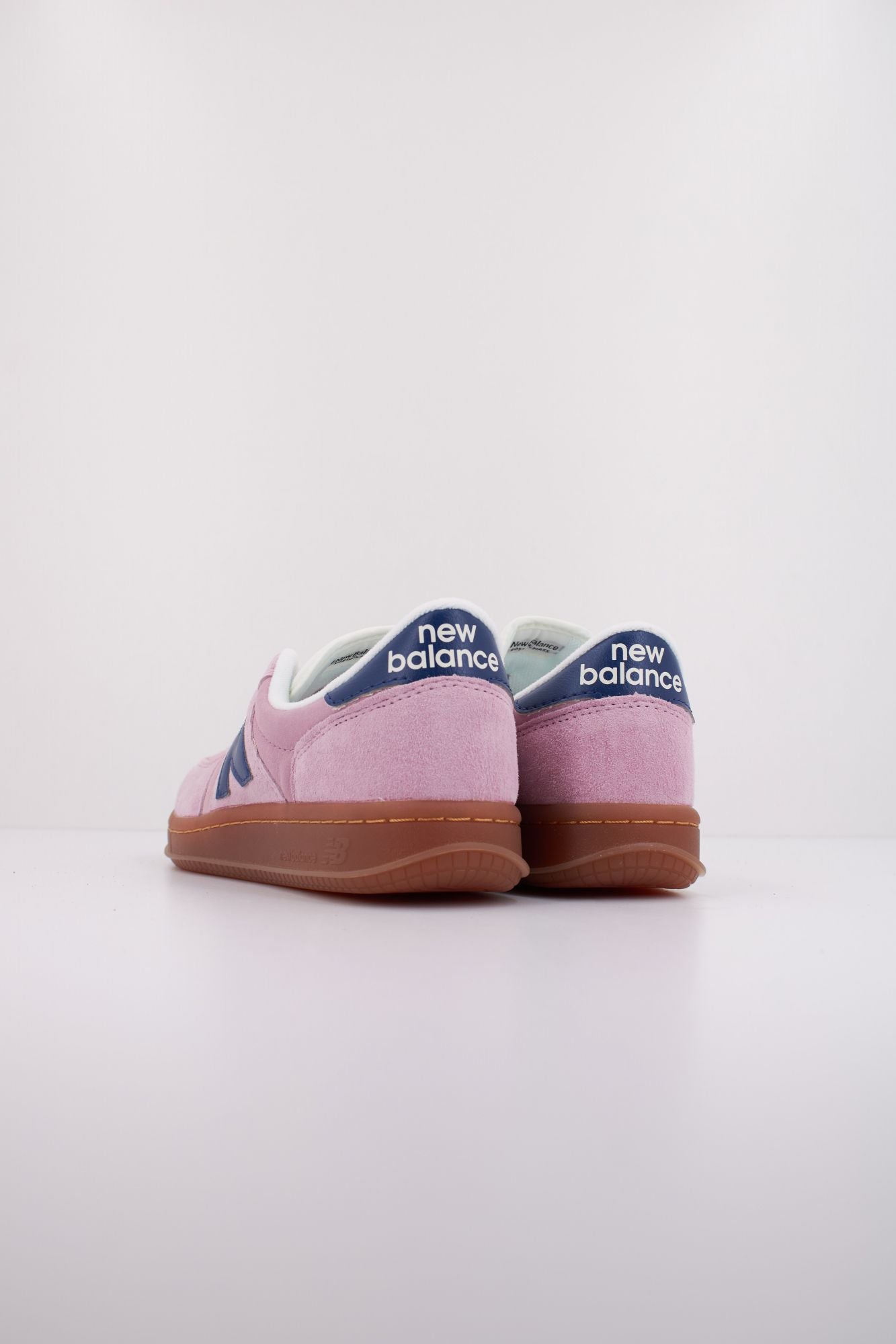 NEW BALANCE CT500 en color ROSA (4)