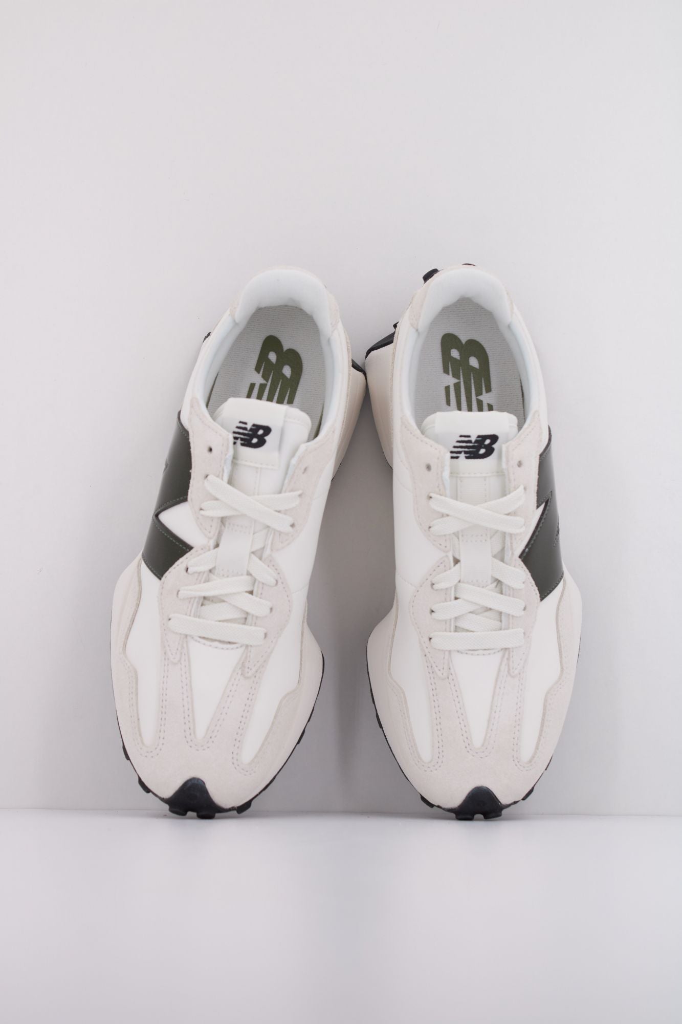 NEW BALANCE WS327 en color BLANCO (3)