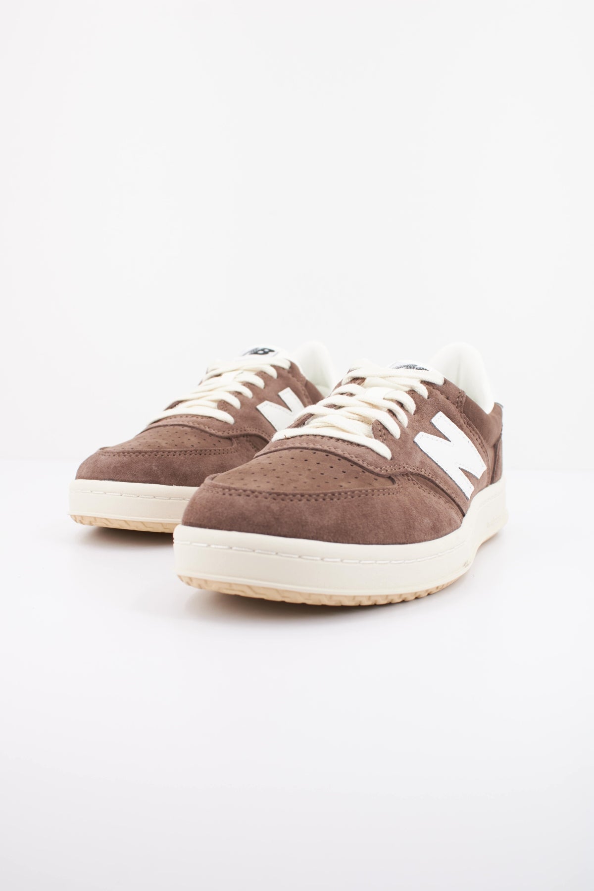 NEW BALANCE M5002  en color MARRON (2)