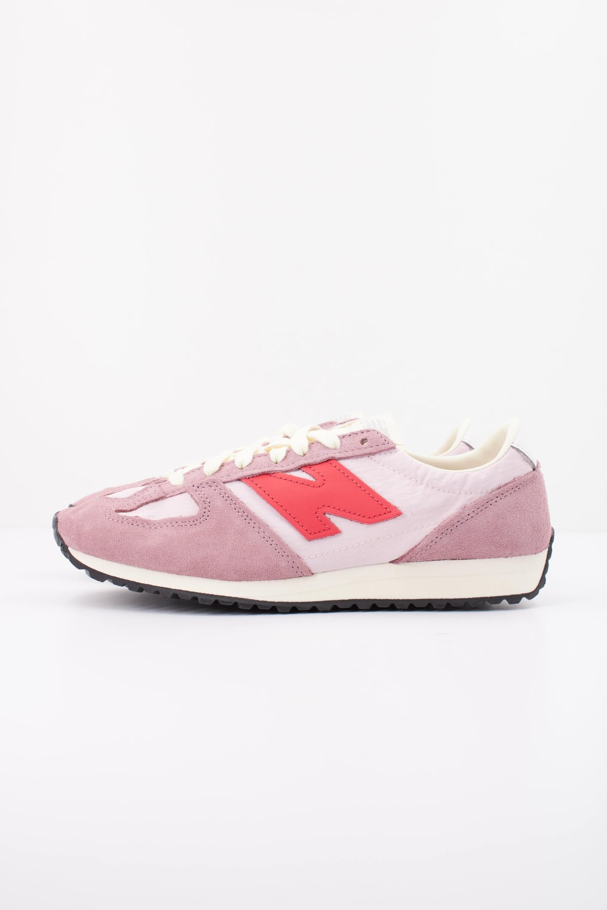NEW BALANCE U471  en color ROSA (1)