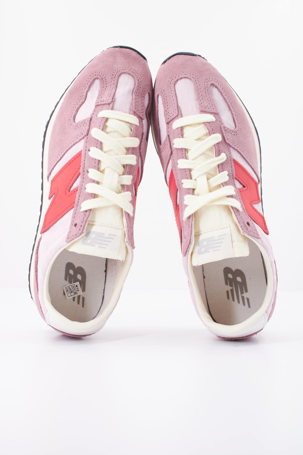 NEW BALANCE U471  en color ROSA (3)