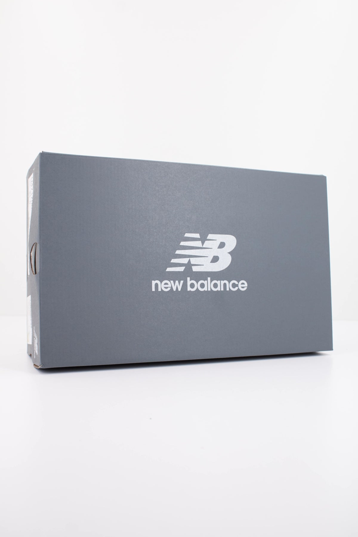 NEW BALANCE U530 en color BLANCO (6)
