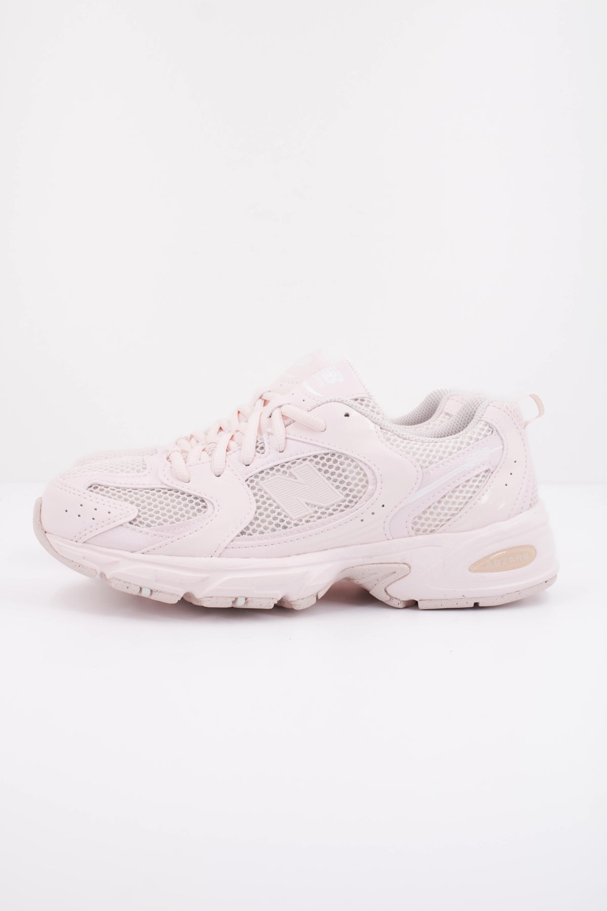 NEW BALANCE GR530 en color ROSA (1)