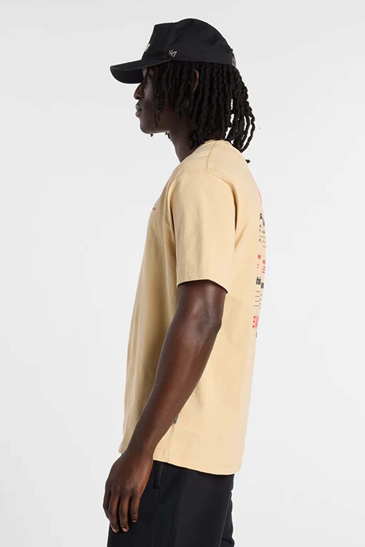 NEW BALANCE CAMISETA RAM SS en color BEIS (3)