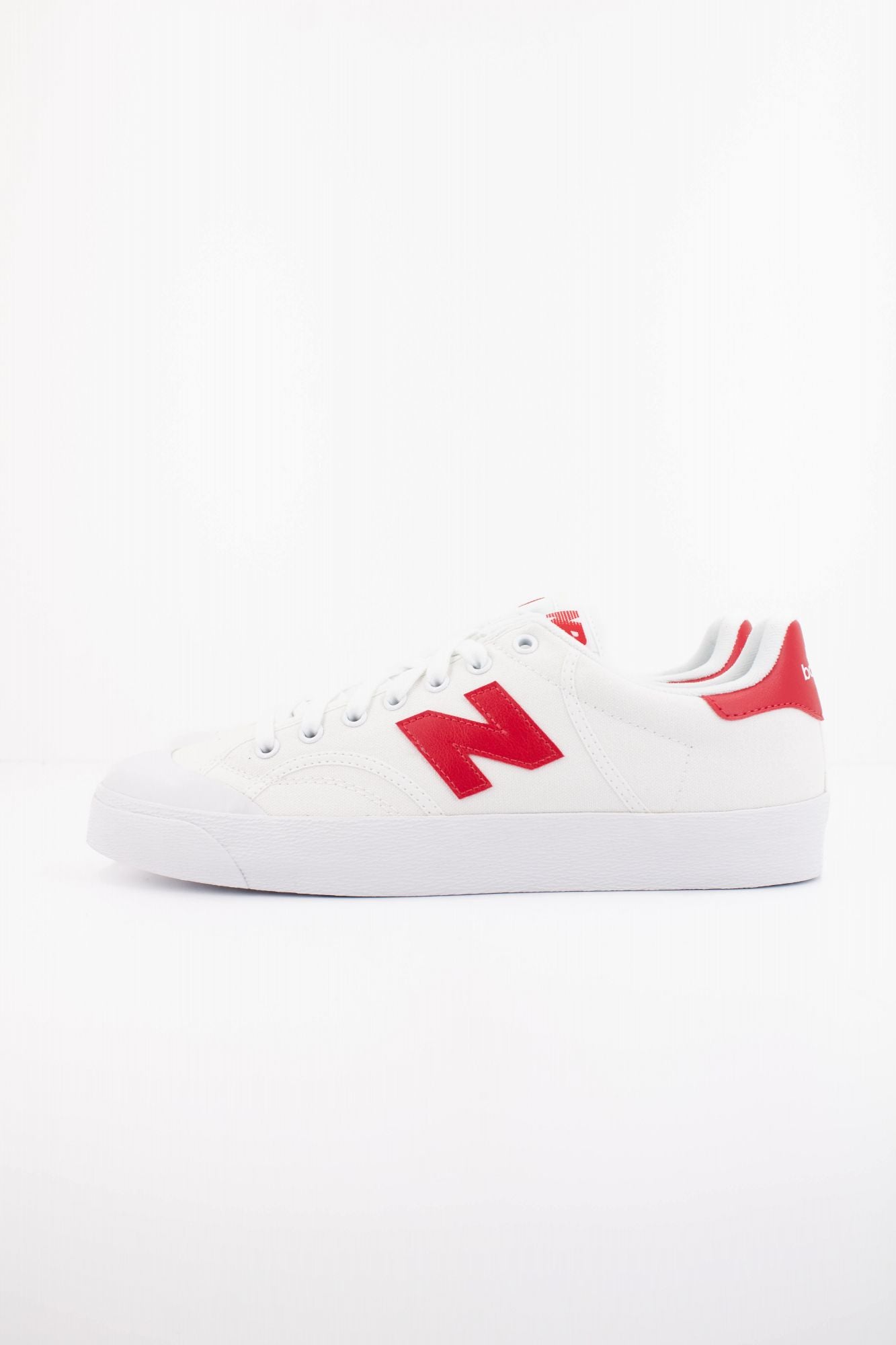 NEW BALANCE BB100 CRD en color BLANCO (1)