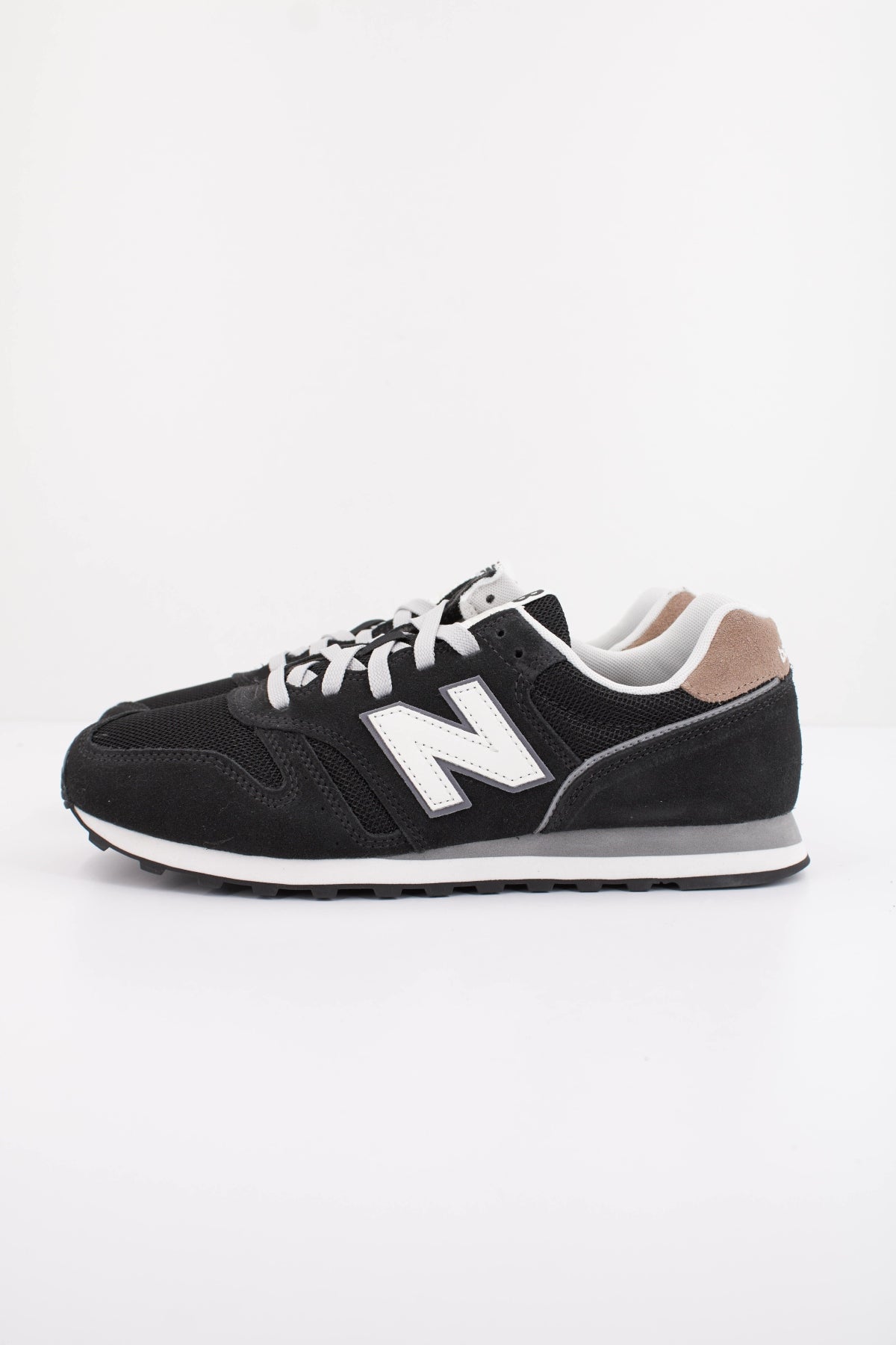 NEW BALANCE ML373 XB2 en color NEGRO (1)