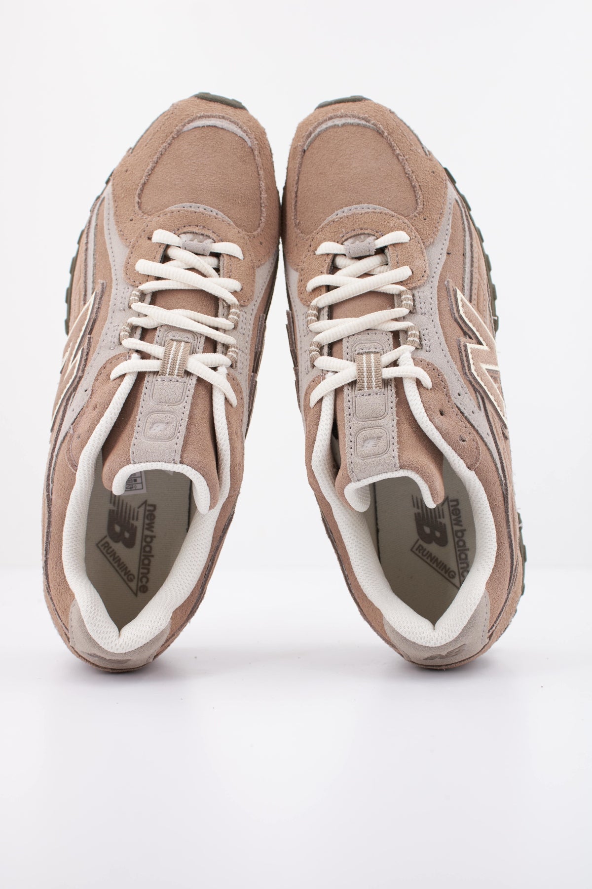 NEW BALANCE U204L  en color MARRON (3)