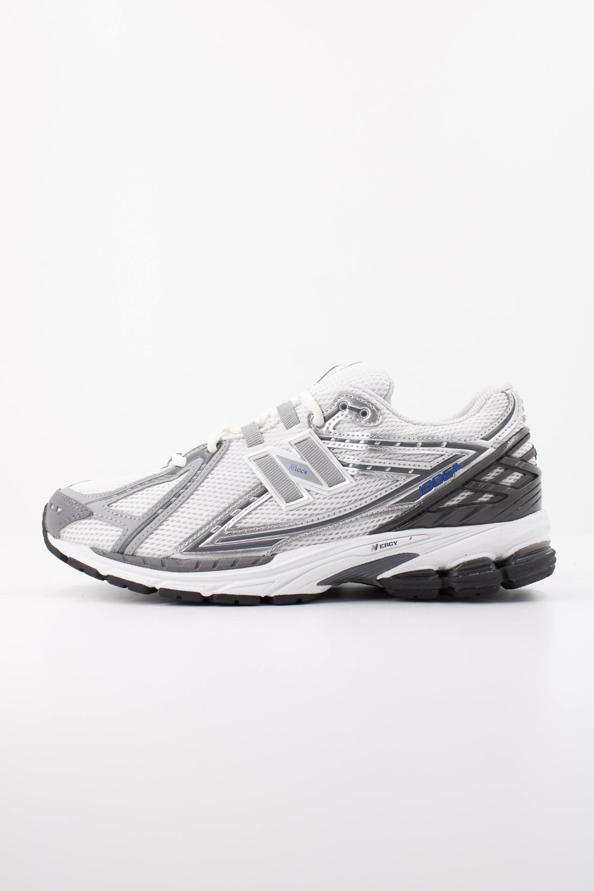 NEW BALANCE U1906 en color GRIS (1)
