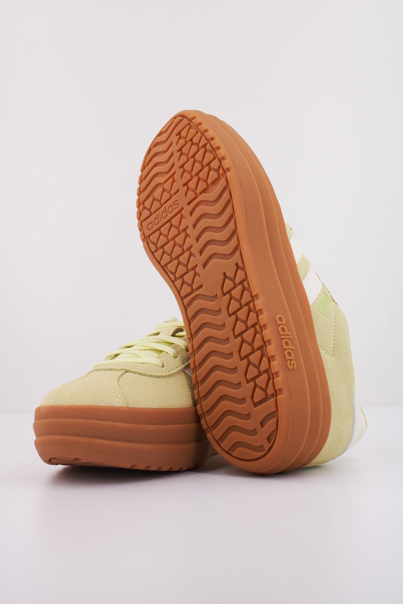 ADIDAS  VL COURT BOLD en color AMARILLO (5)