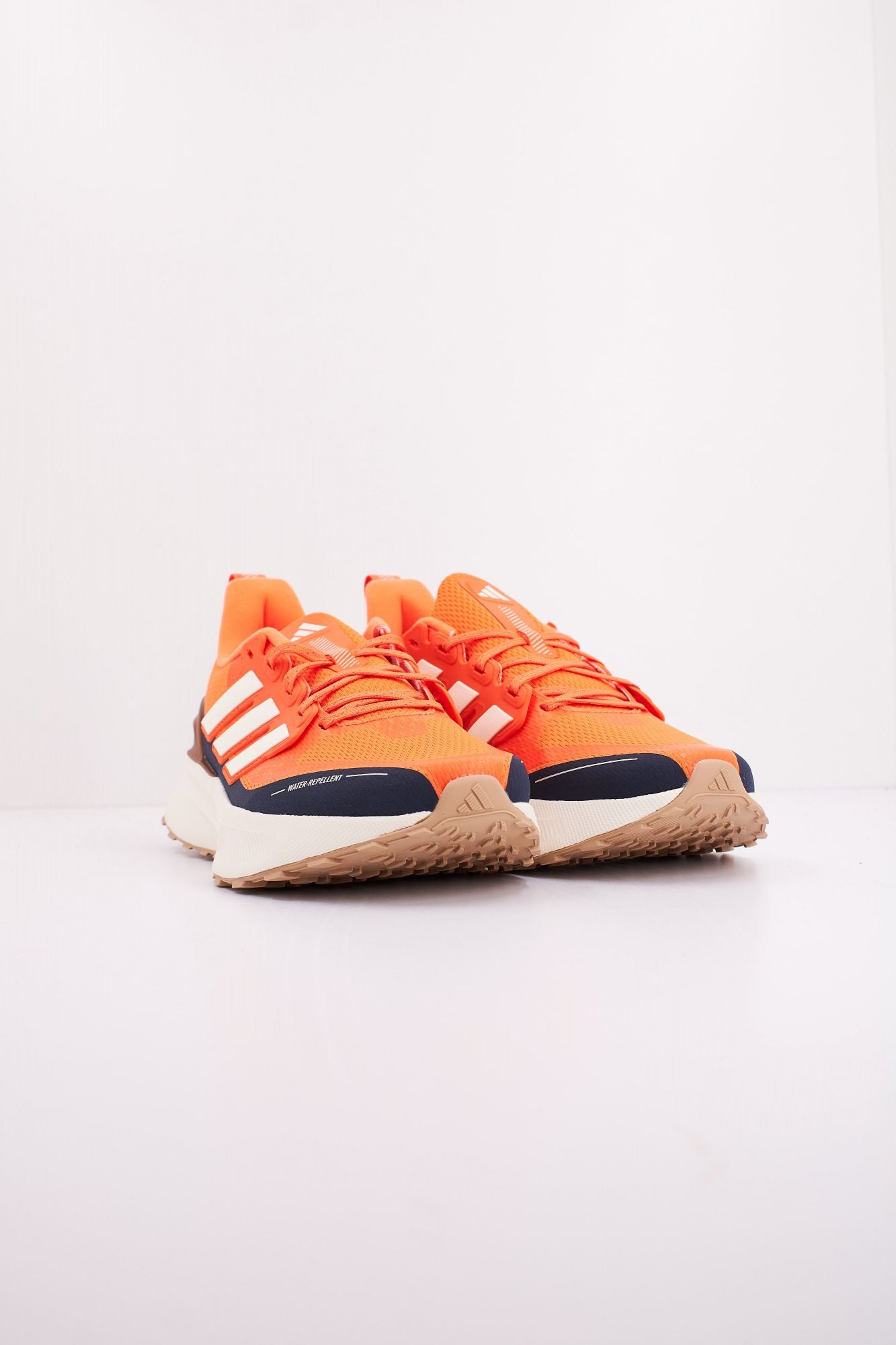 ADIDAS  ULTRARUN 5 TR en color NARANJA (2)