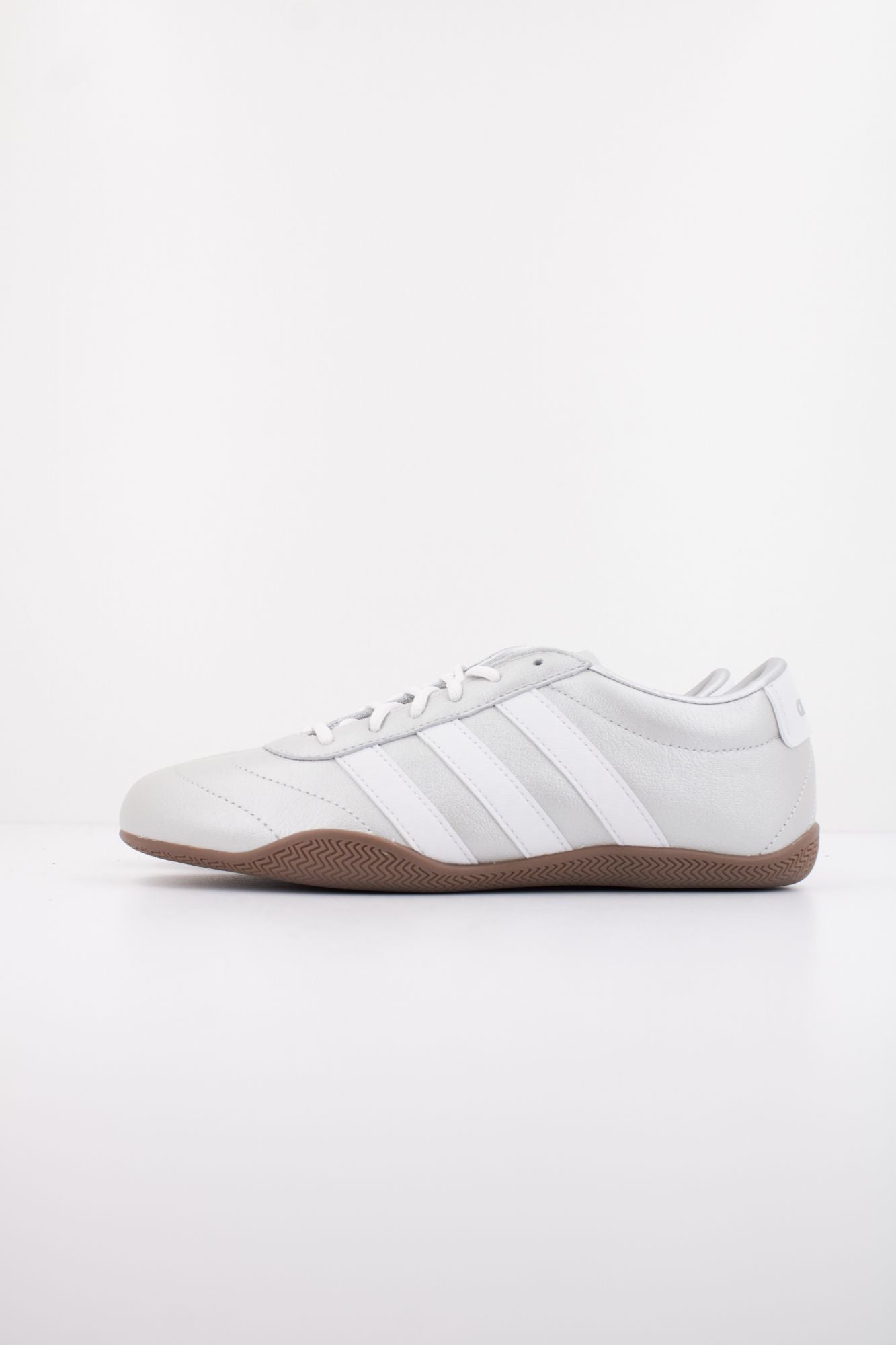 ADIDAS GRAND COURT LO en color PLATA (1)