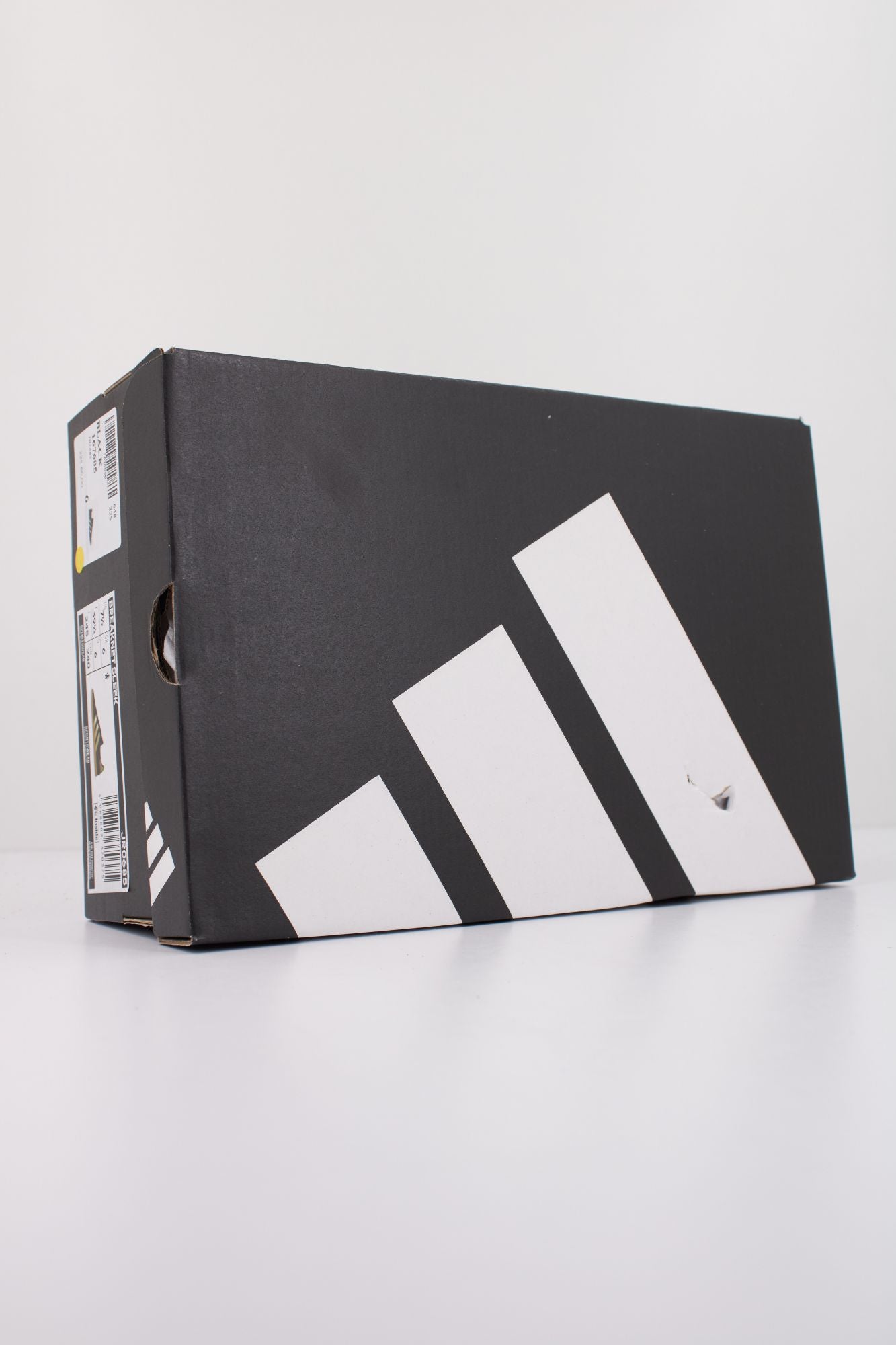 ADIDAS BREAKNET SLEEK en color NEGRO (6)