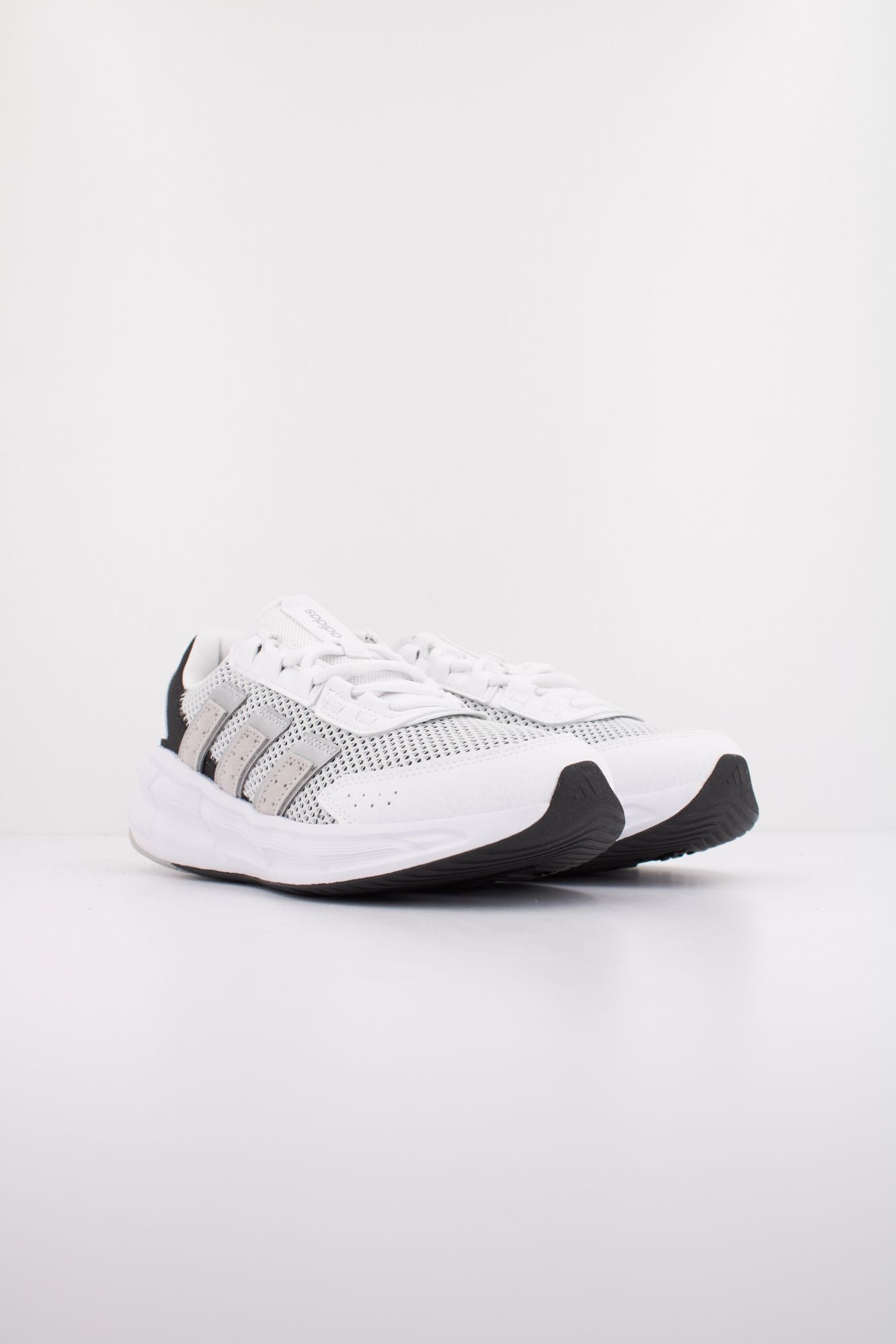 ADIDAS ASTRASTAR en color BLANCO (2)