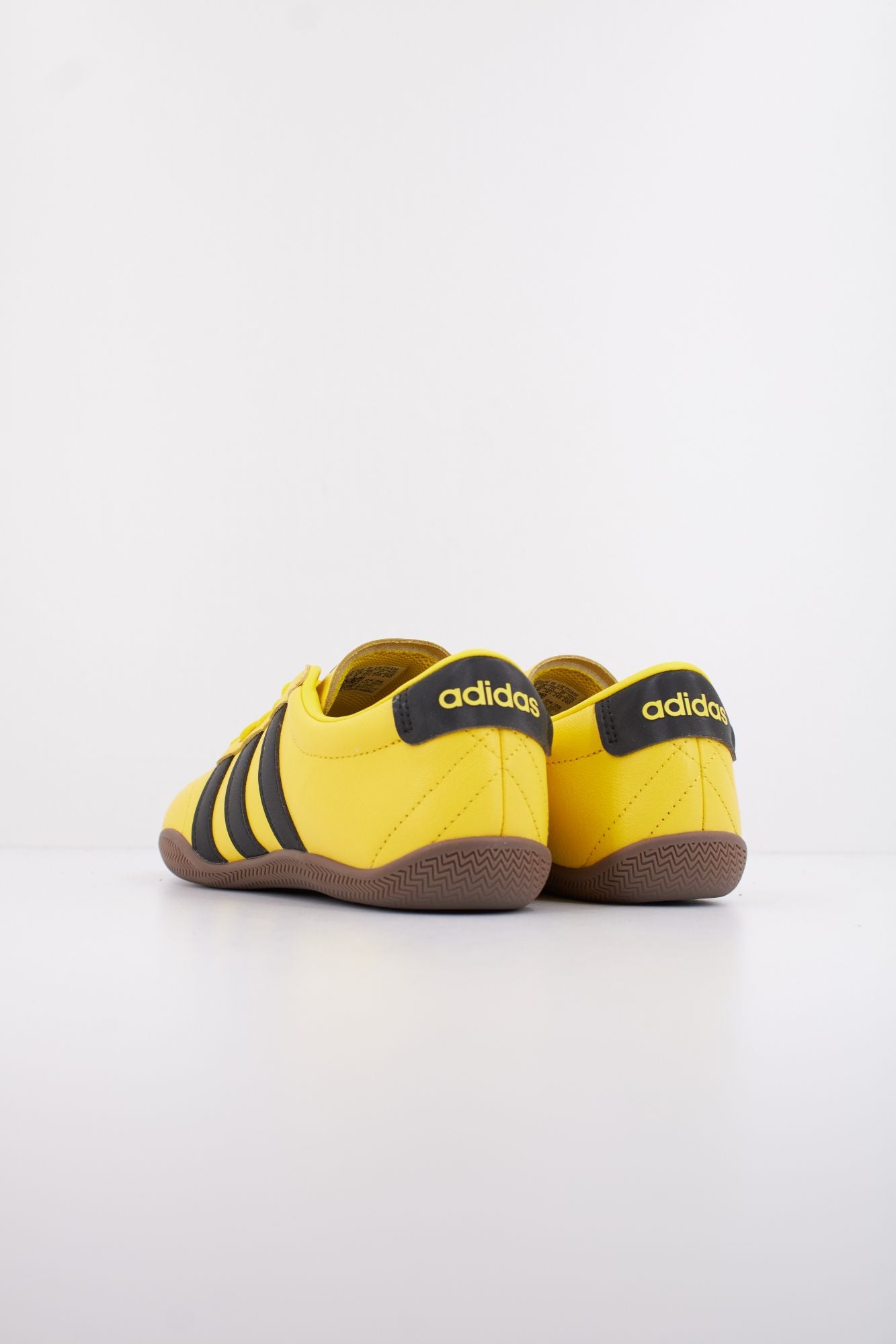 ADIDAS GRAND COURT LO en color AMARILLO (4)