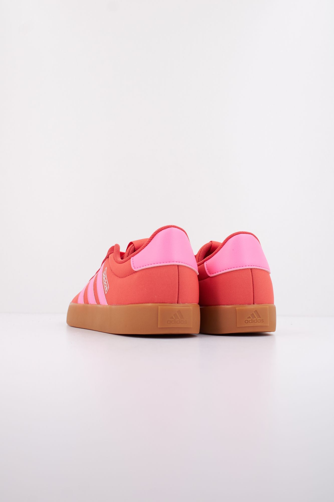 ADIDAS  VL COURT 3.0  en color ROJO (4)
