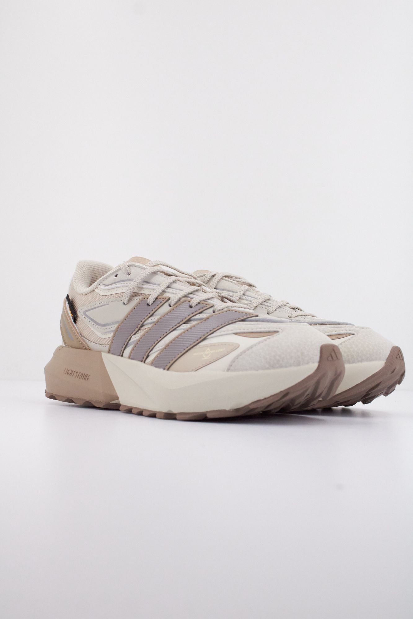 ADIDAS LIGHTBLAZE ATR en color MARRON (2)
