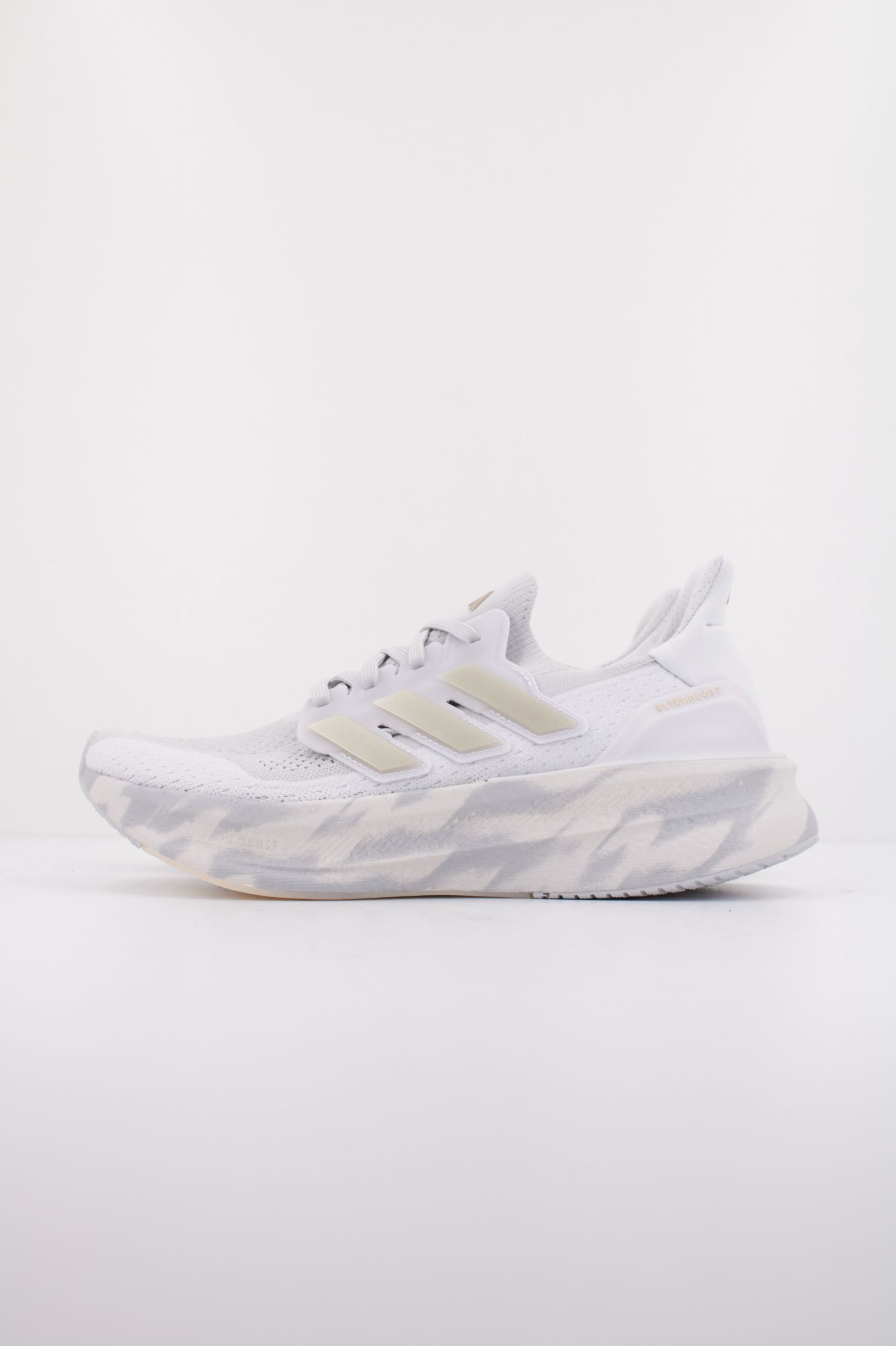 ADIDAS ULTRABOOST 5 W en color GRIS (1)