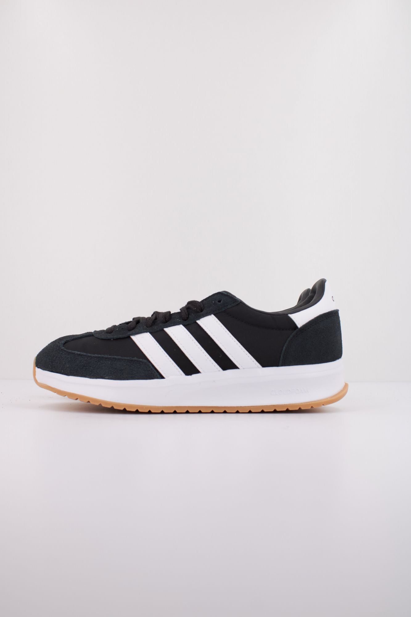 ADIDAS RUN 70s 2.0 en color NEGRO (1)