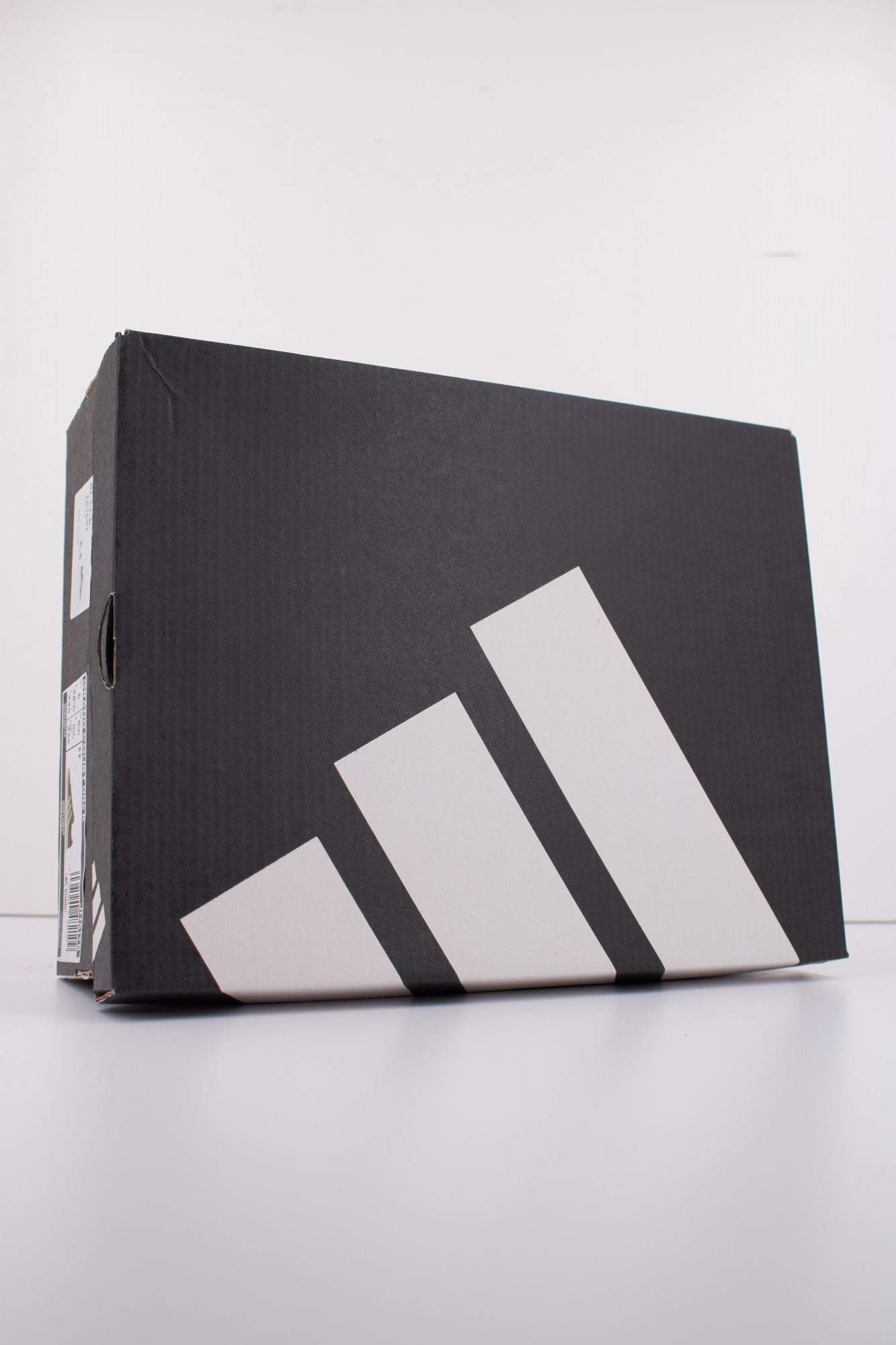 ADIDAS LIGHTBLAZE en color BEIS (6)