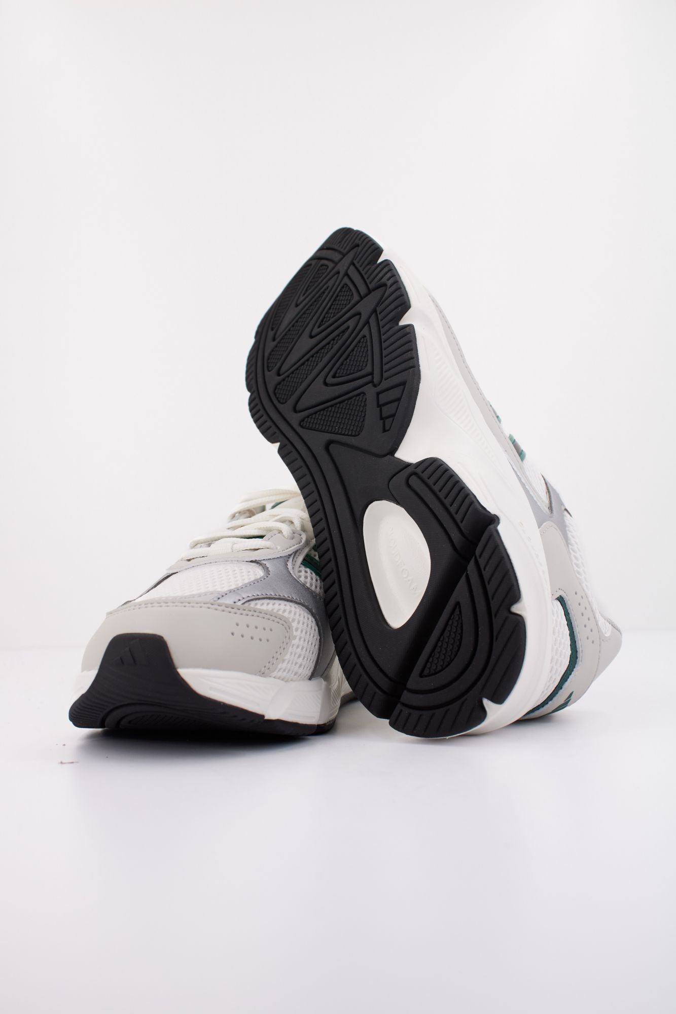 ADIDAS CRAZYCHAOS 2000 en color BLANCO (5)