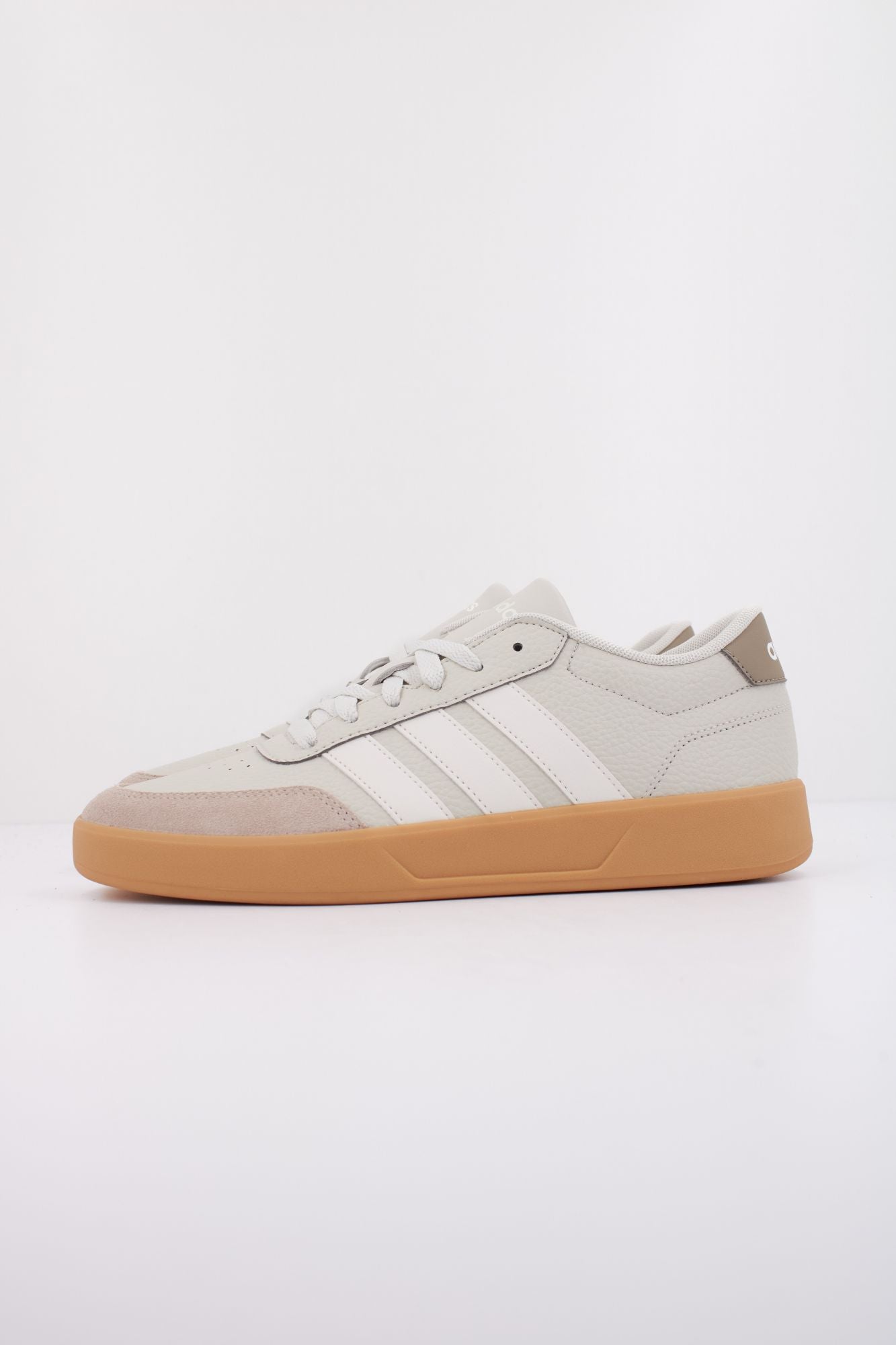 ADIDAS BREAKNET 3.0 en color GRIS (1)