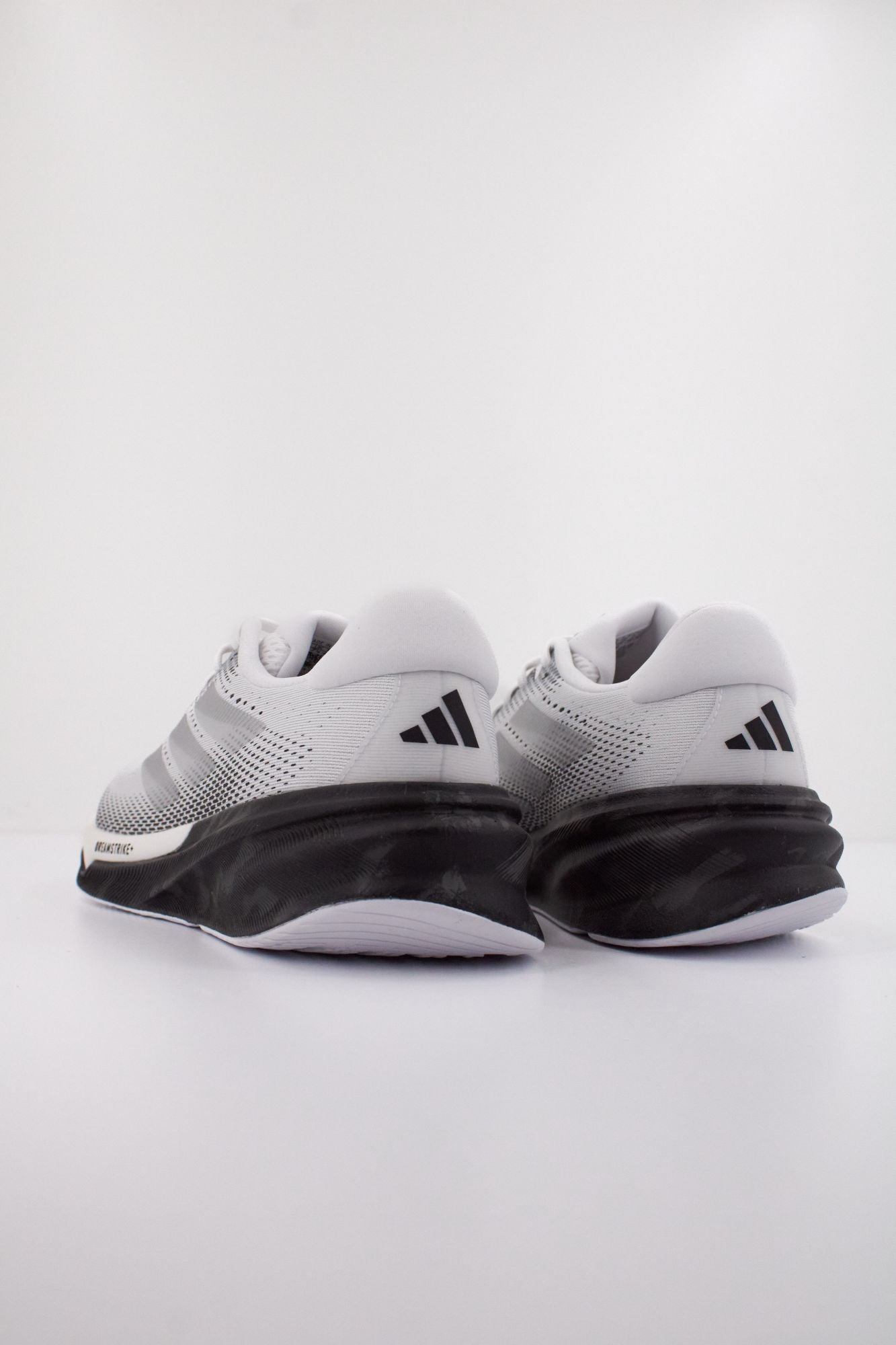 ADIDAS SUPERNOVA STRIDE 2 en color BLANCO (4)