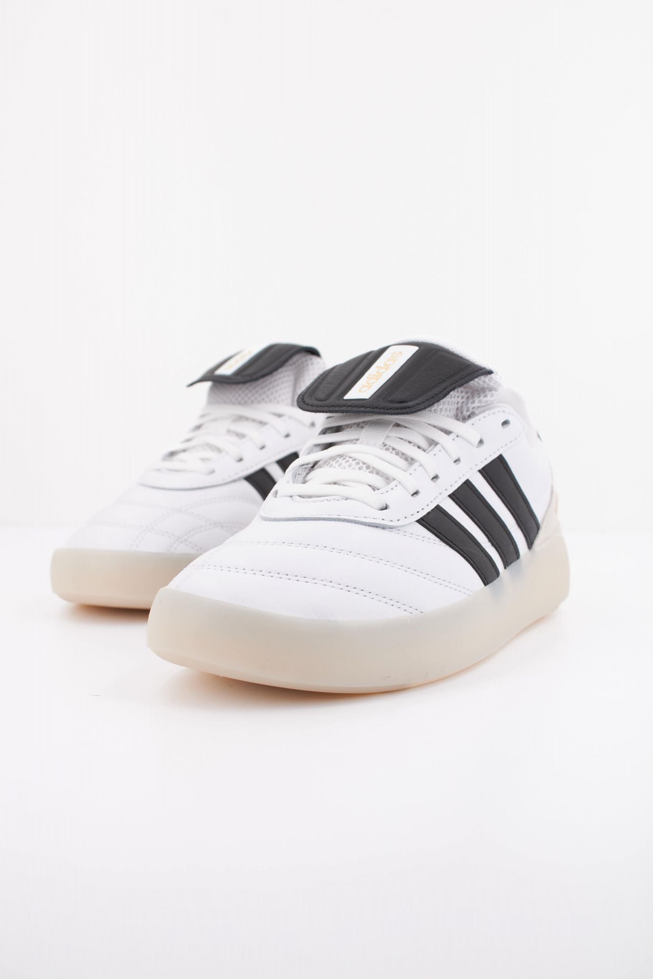 ADIDAS JR4614  en color BLANCO (2)