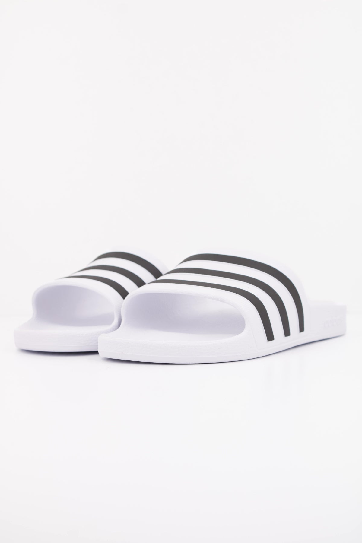 ADIDAS ADILETTE AQUA en color BLANCO (2)