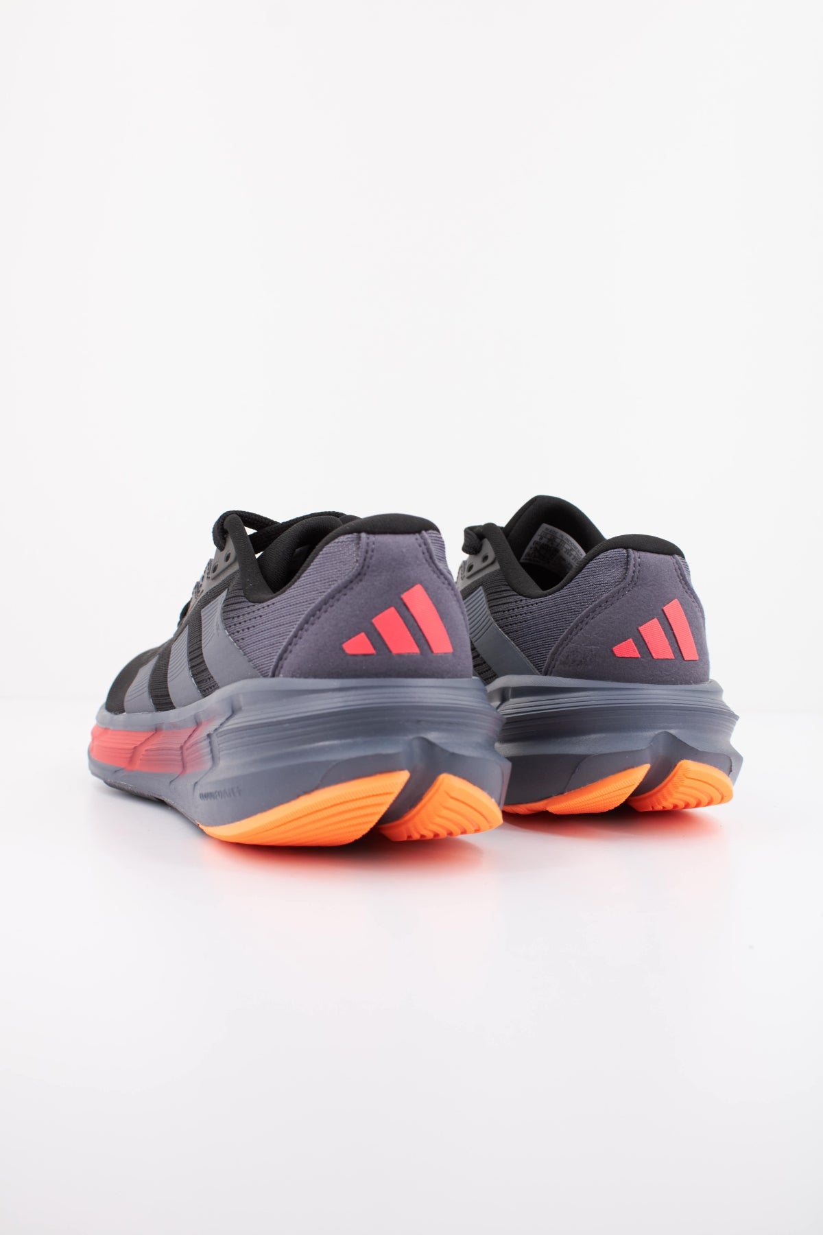 ADIDAS QUESTAR 3 M en color NEGRO (4)