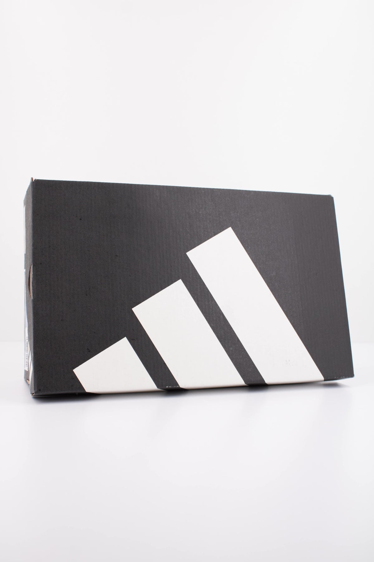 ADIDAS ULTRARUN 12 en color BLANCO (6)